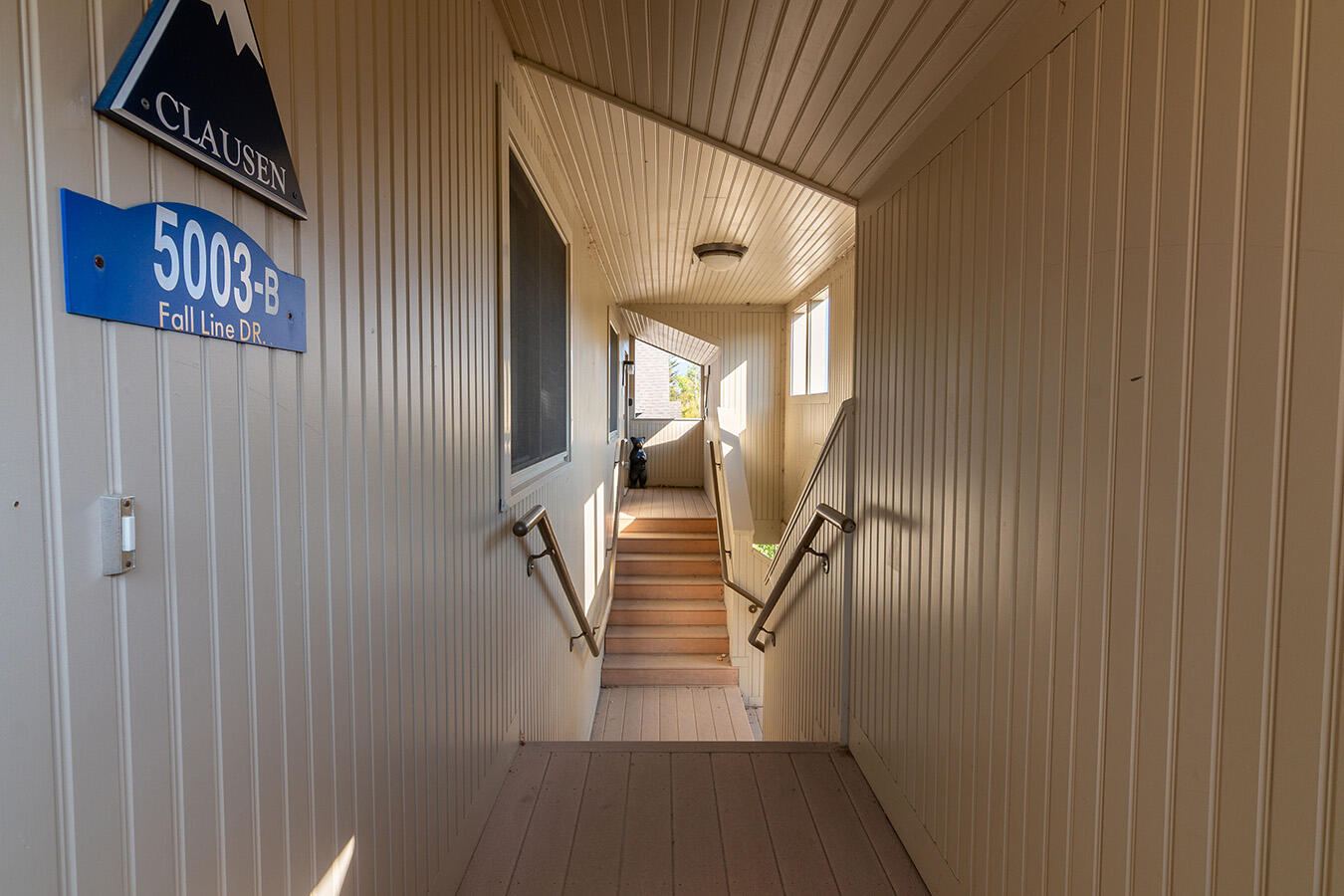 5003 Fall Line Drive B Property Photo 15