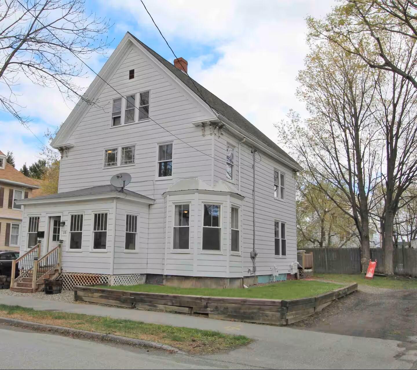 15 Maple Street Property Photo 1