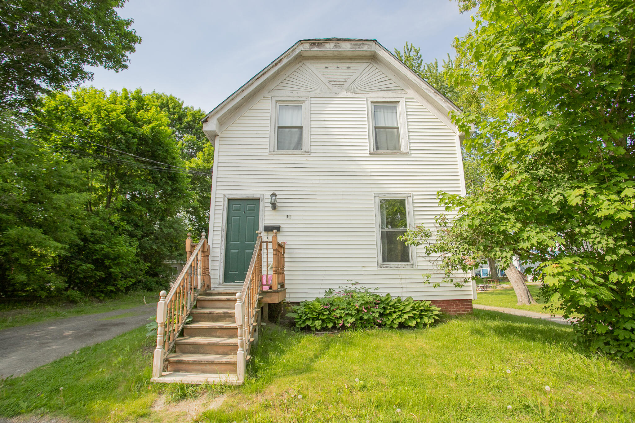 11 Tibbetts Street Property Photo 1