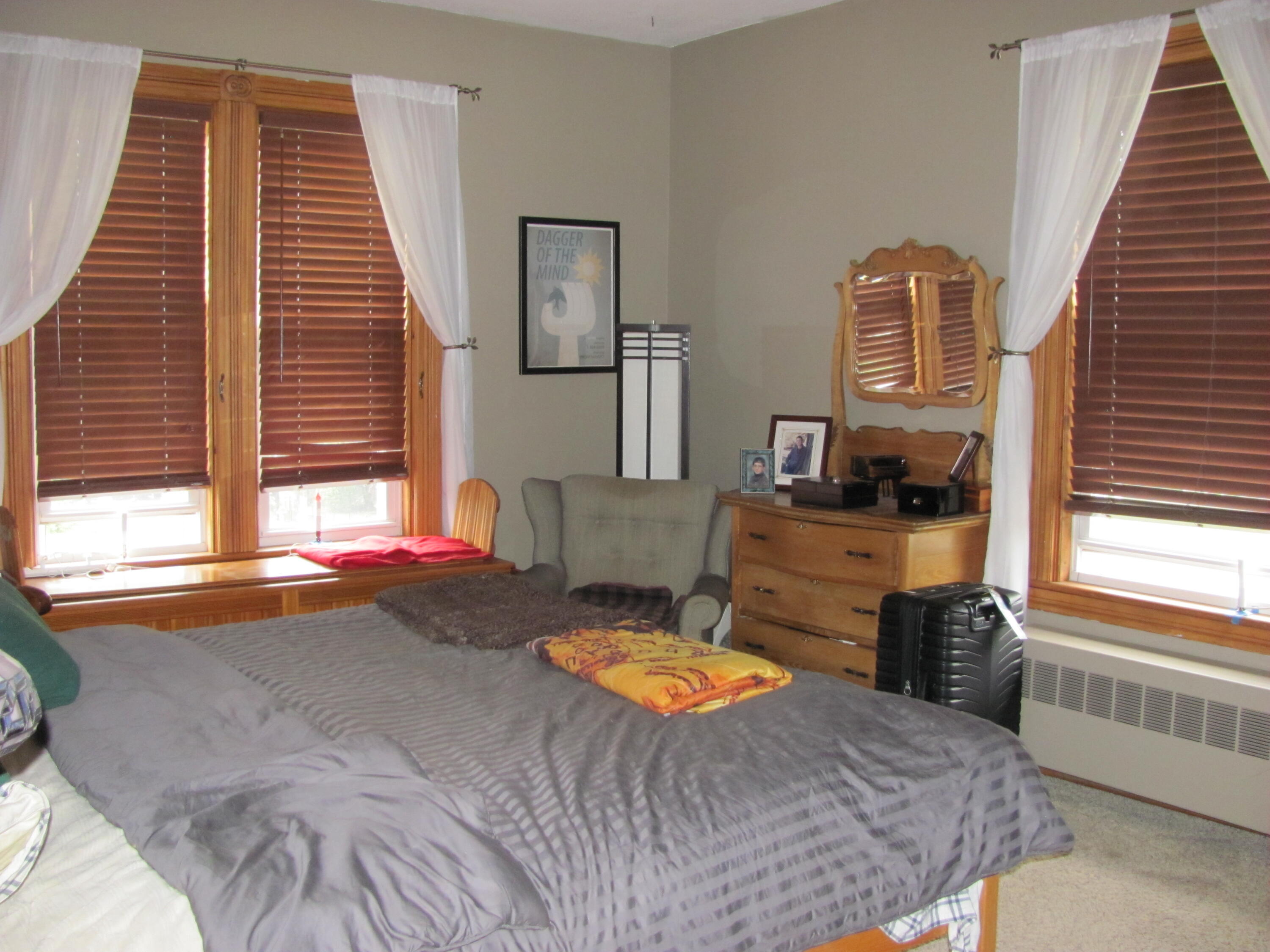 32 Pleasant Street Property Photo 31