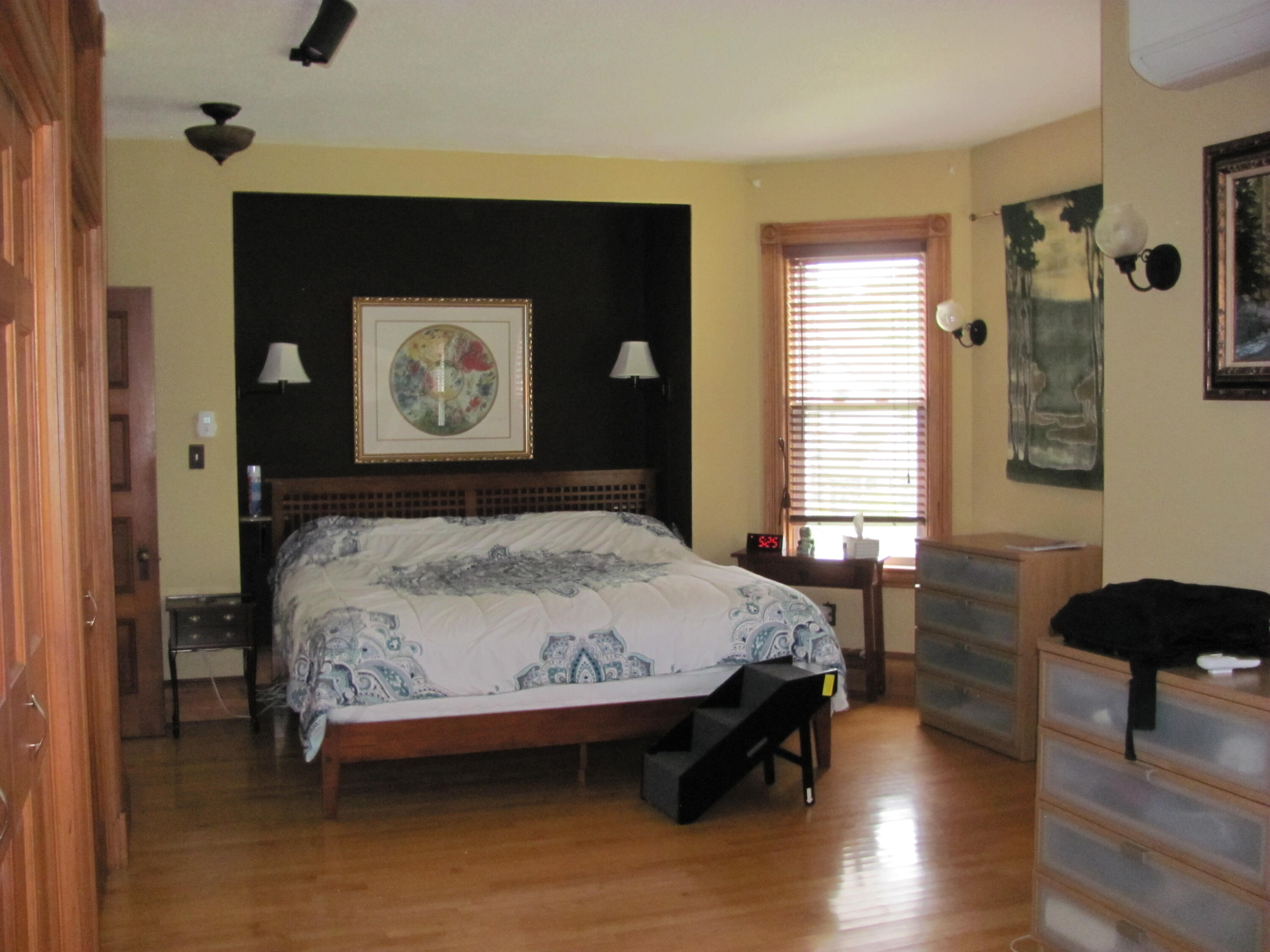 32 Pleasant Street Property Photo 36