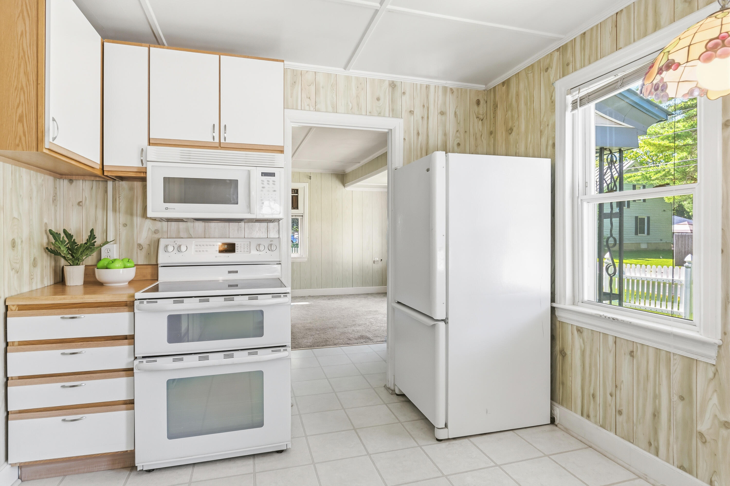 27 Edgemont Avenue Property Photo 8