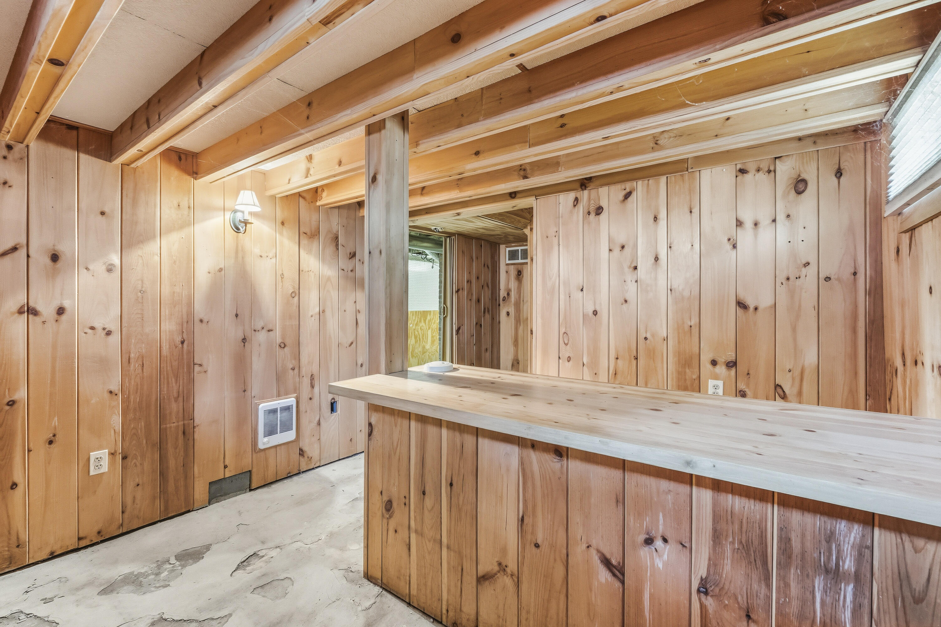 27 Edgemont Avenue Property Photo 28
