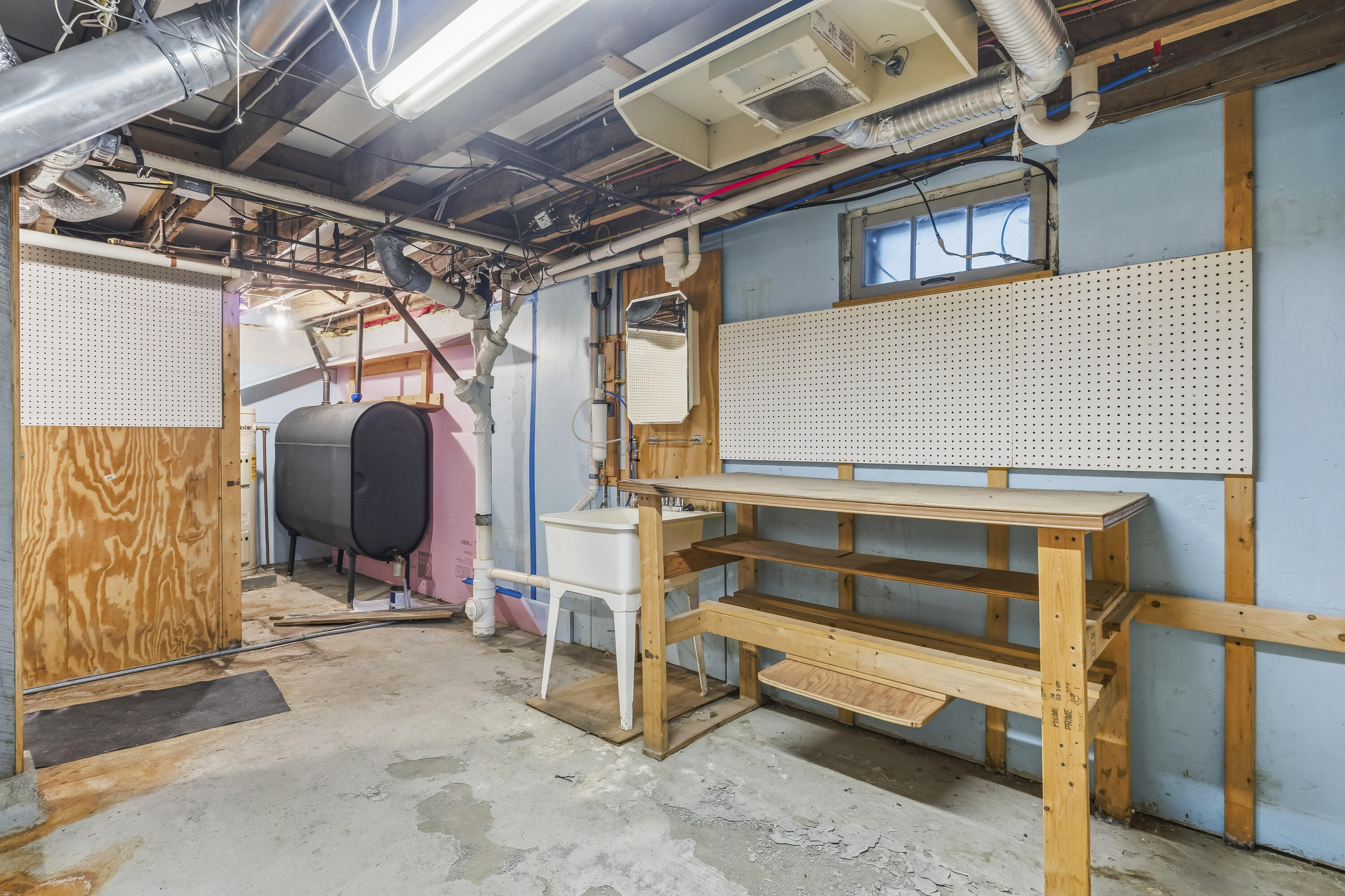 27 Edgemont Avenue Property Photo 34