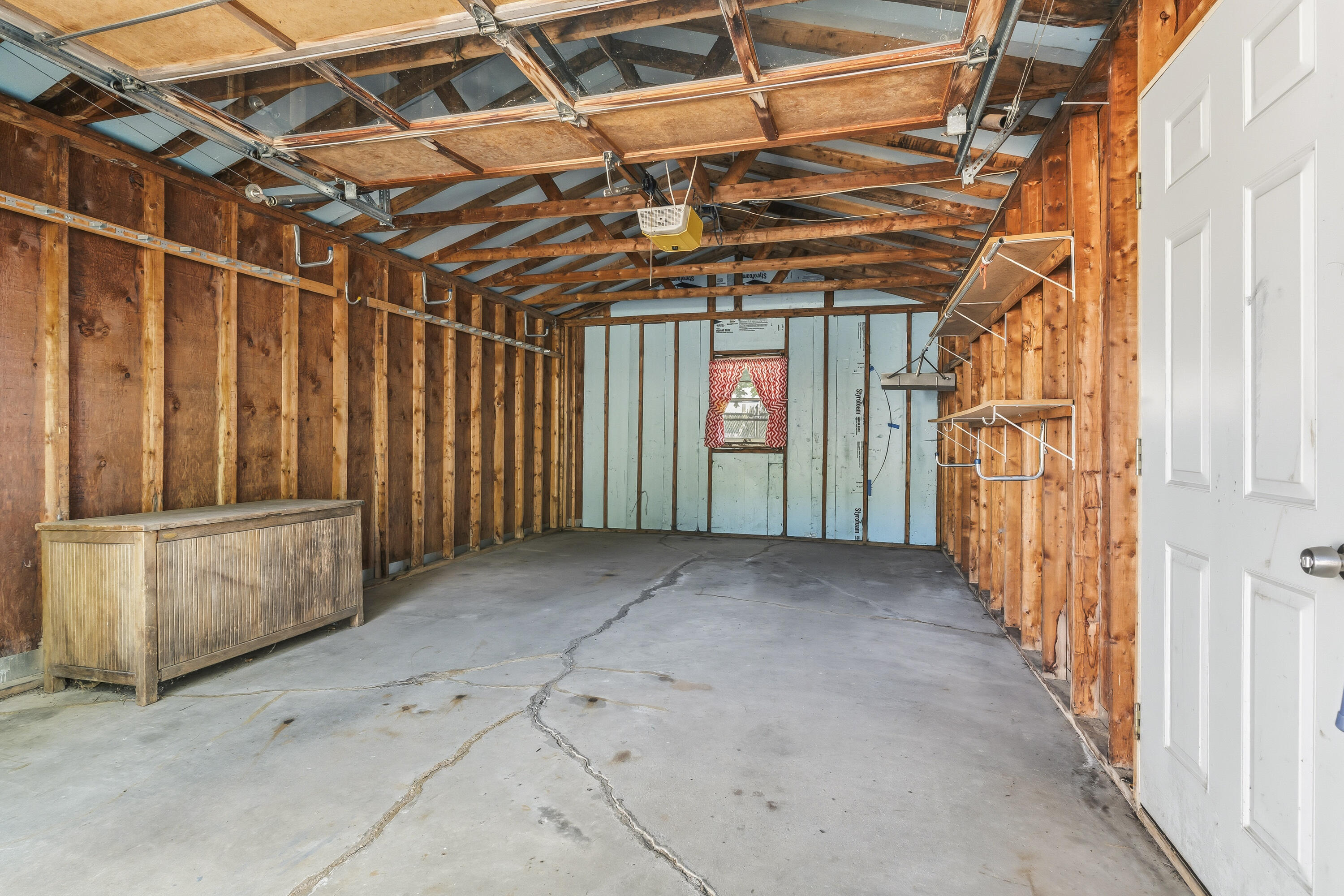 27 Edgemont Avenue Property Photo 37