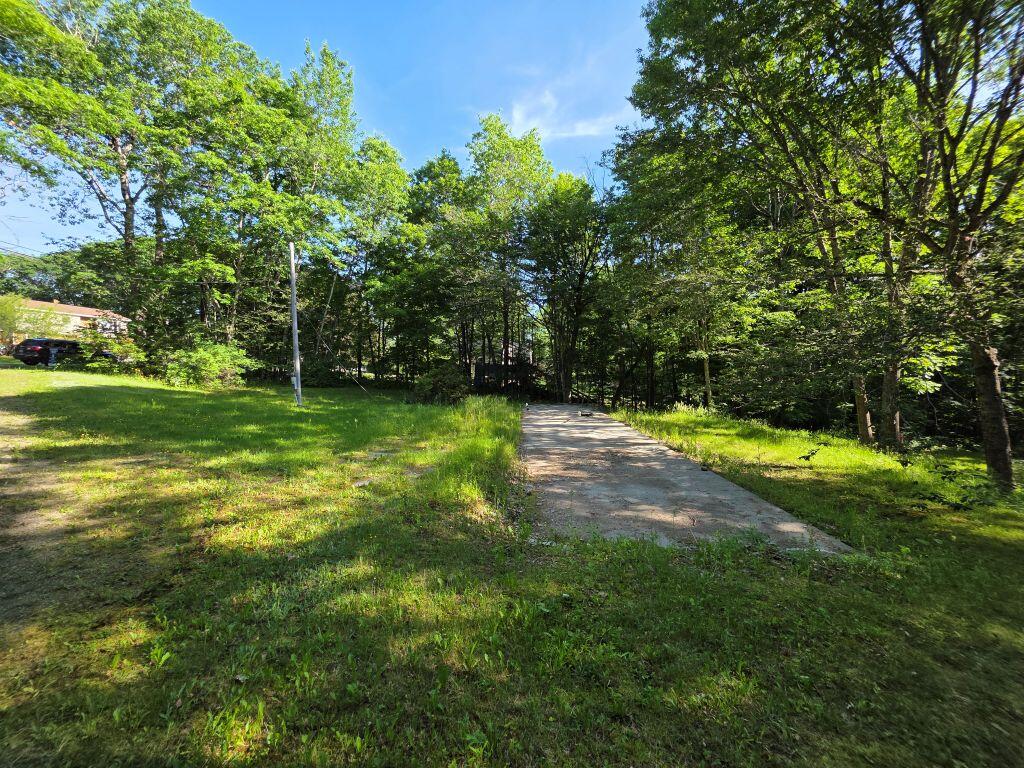127 Hanscom Road Property Photo 4