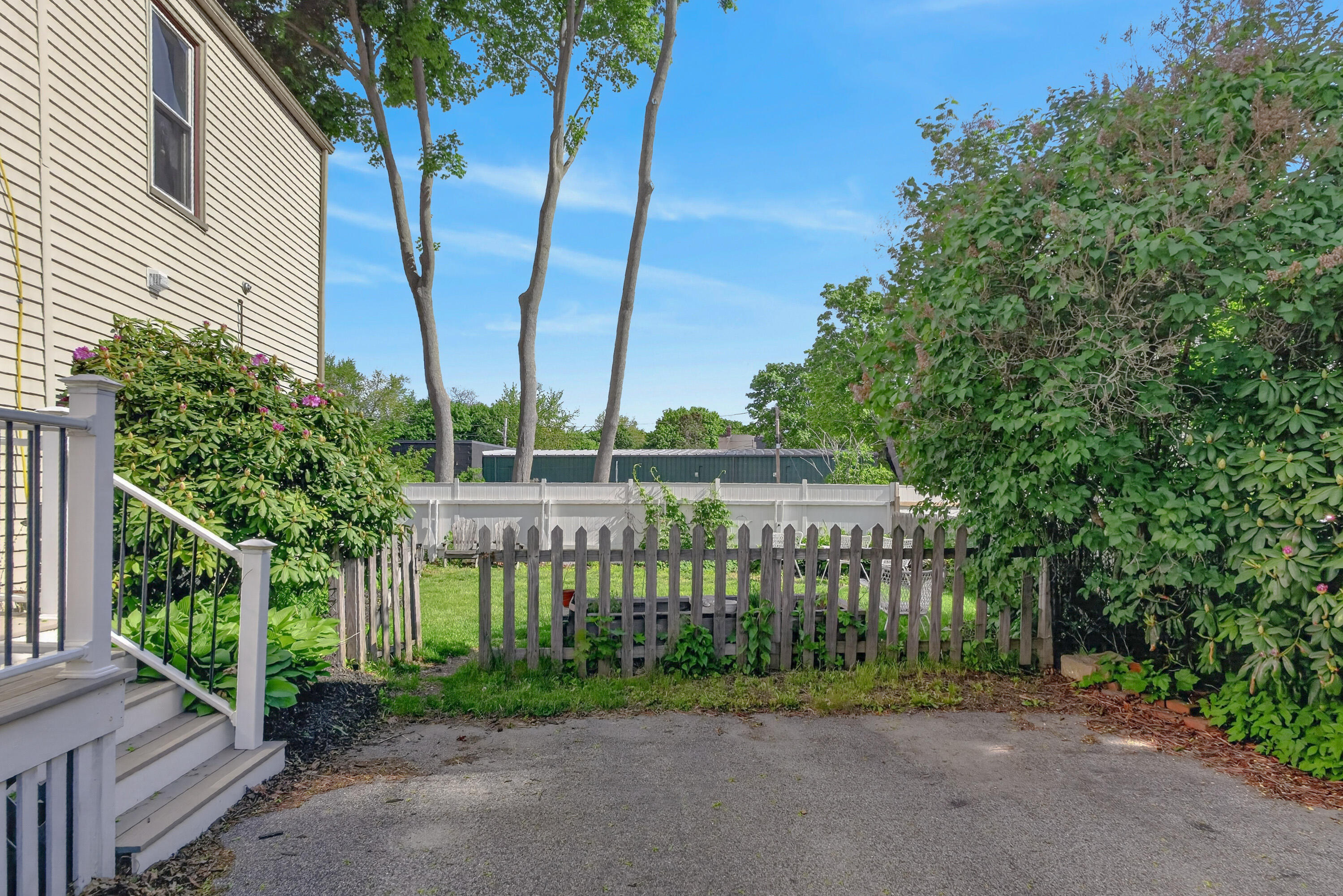 115 Woodford Street Property Photo 6