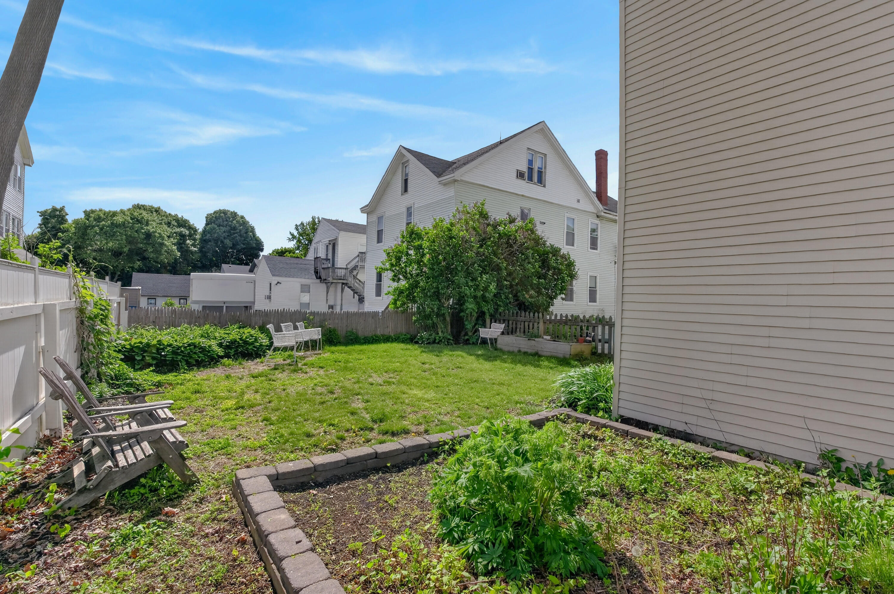 115 Woodford Street Property Photo 12