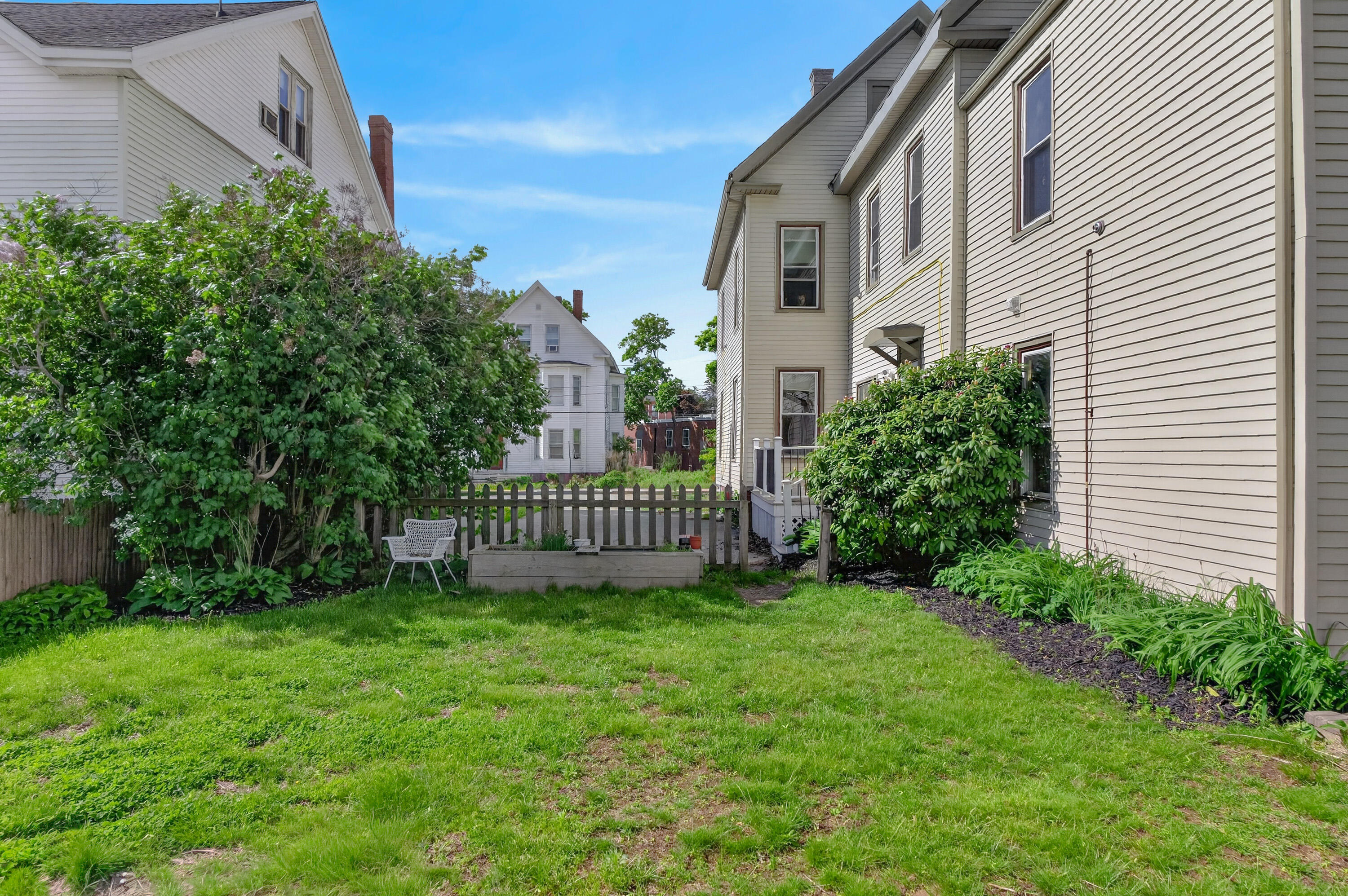 115 Woodford Street Property Photo 30