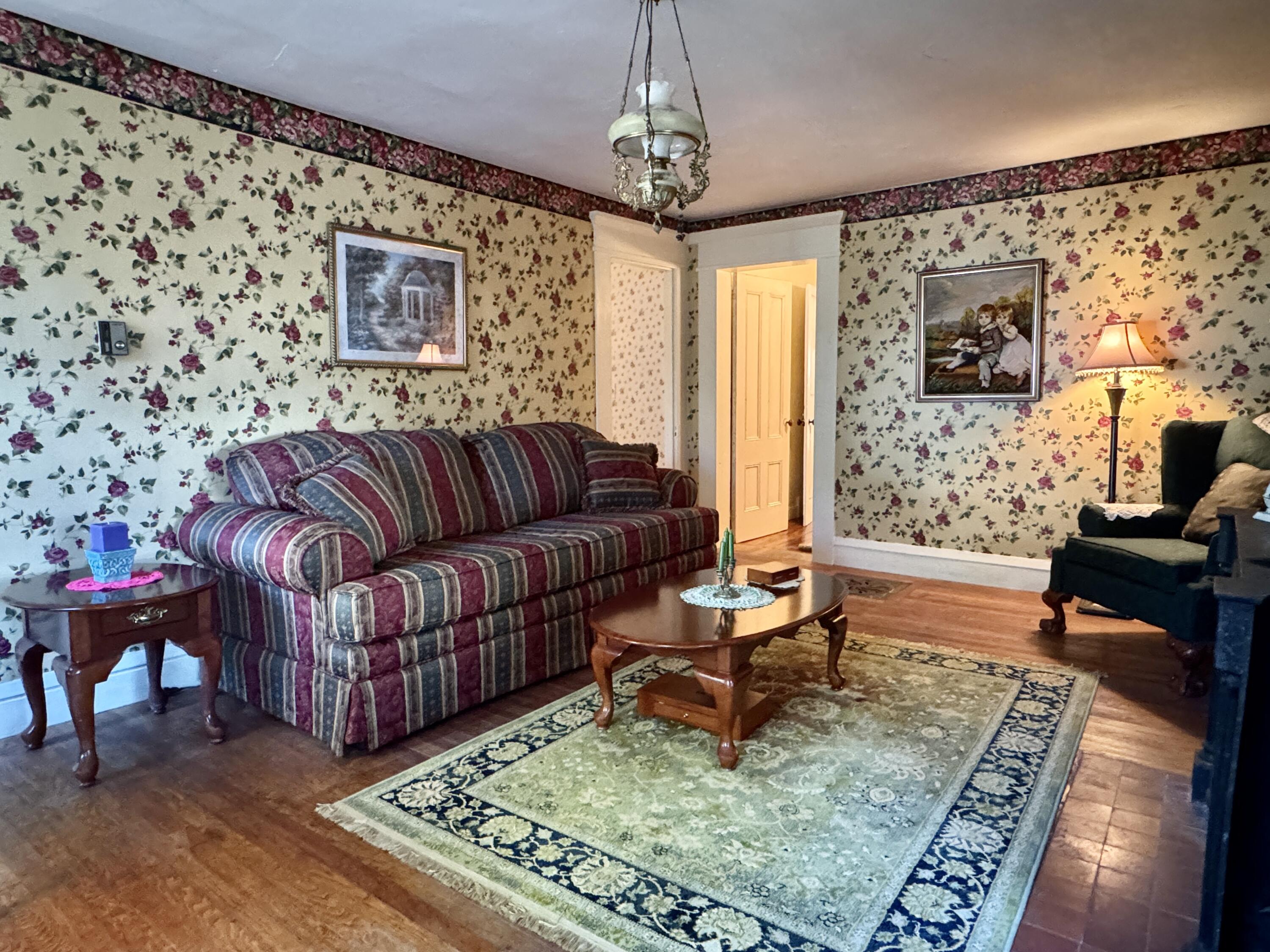 62 High Street Property Photo 36