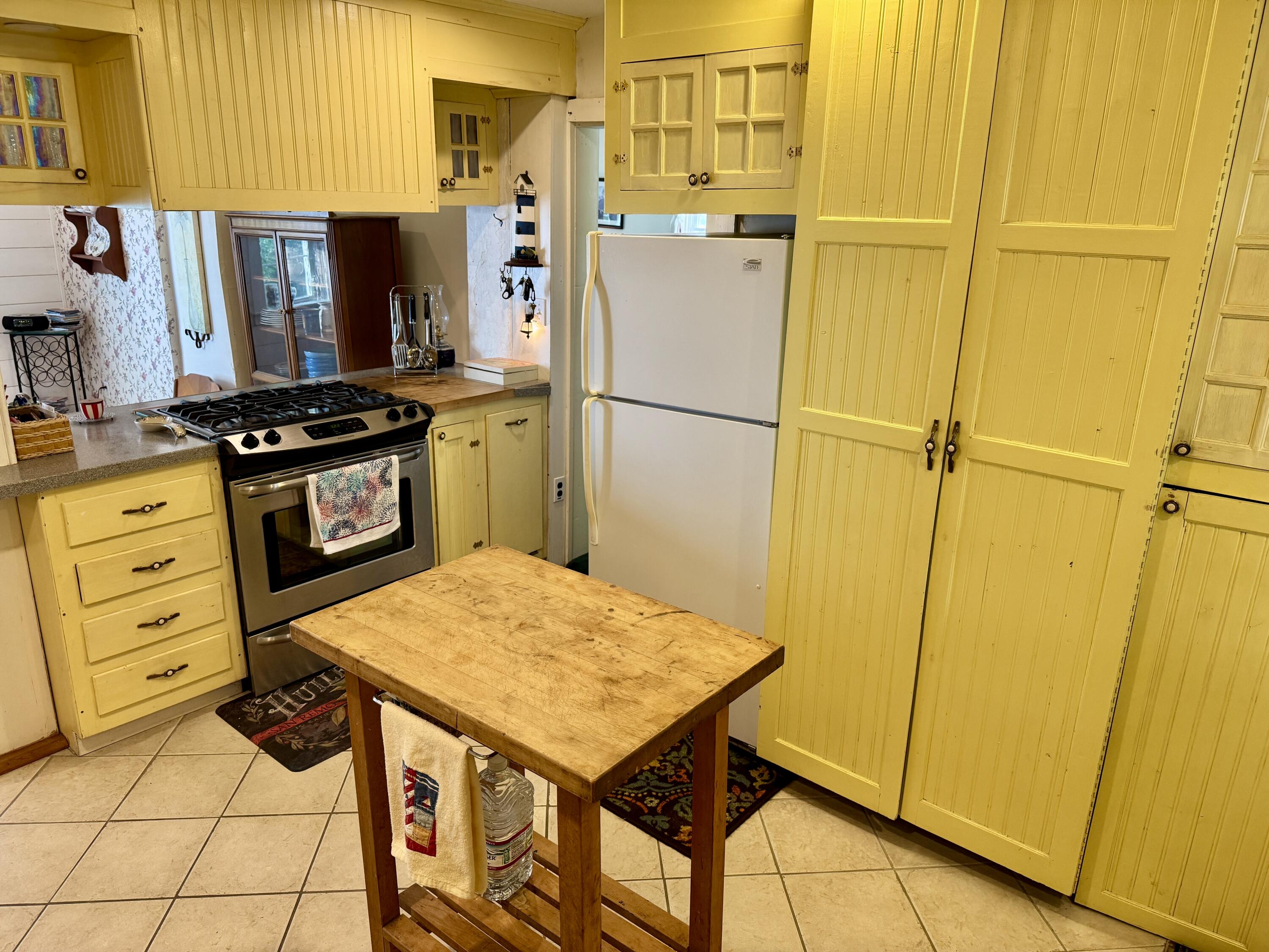62 High Street Property Photo 46