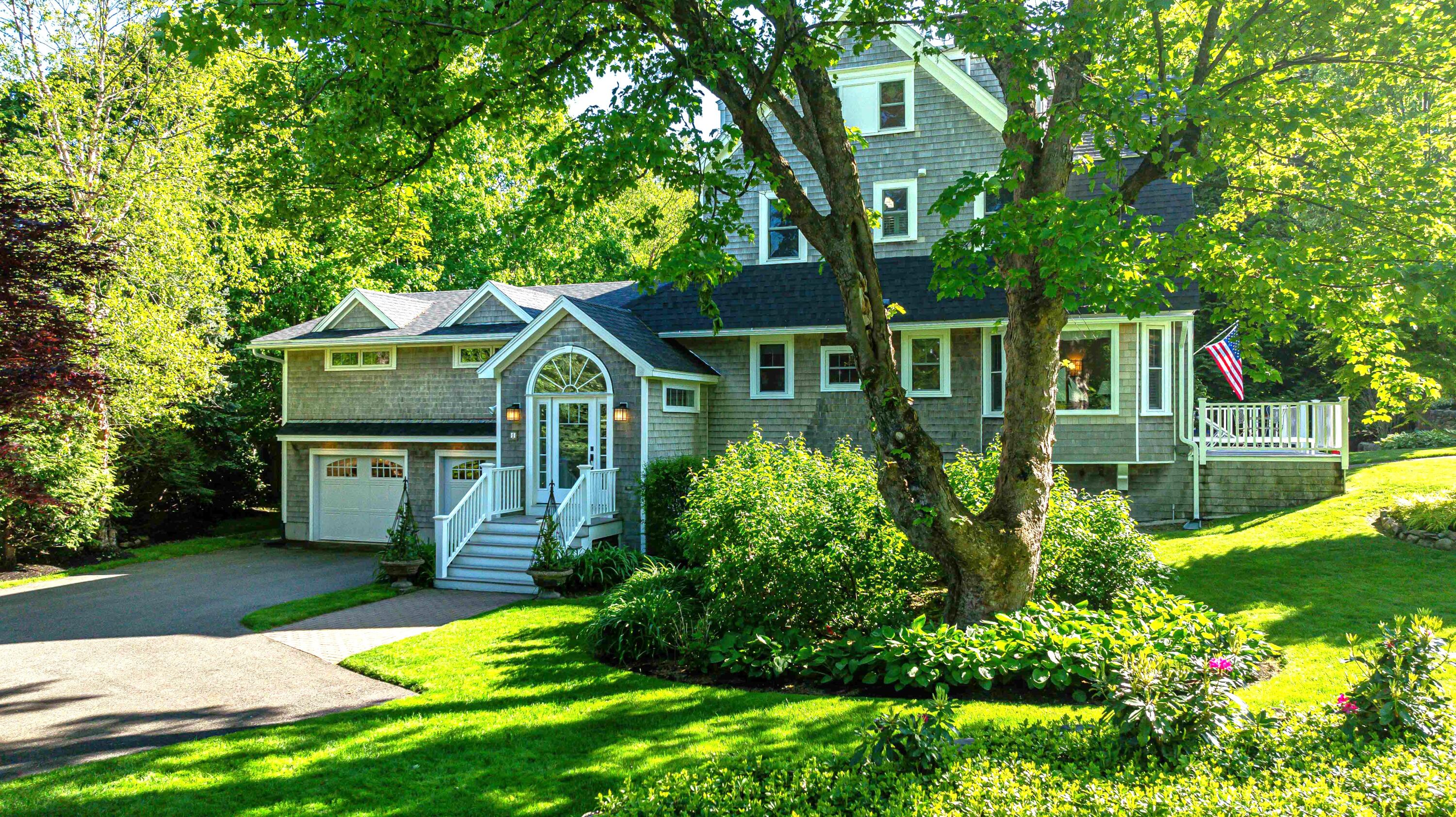 1 Norwood Farms Road Property Photo 1