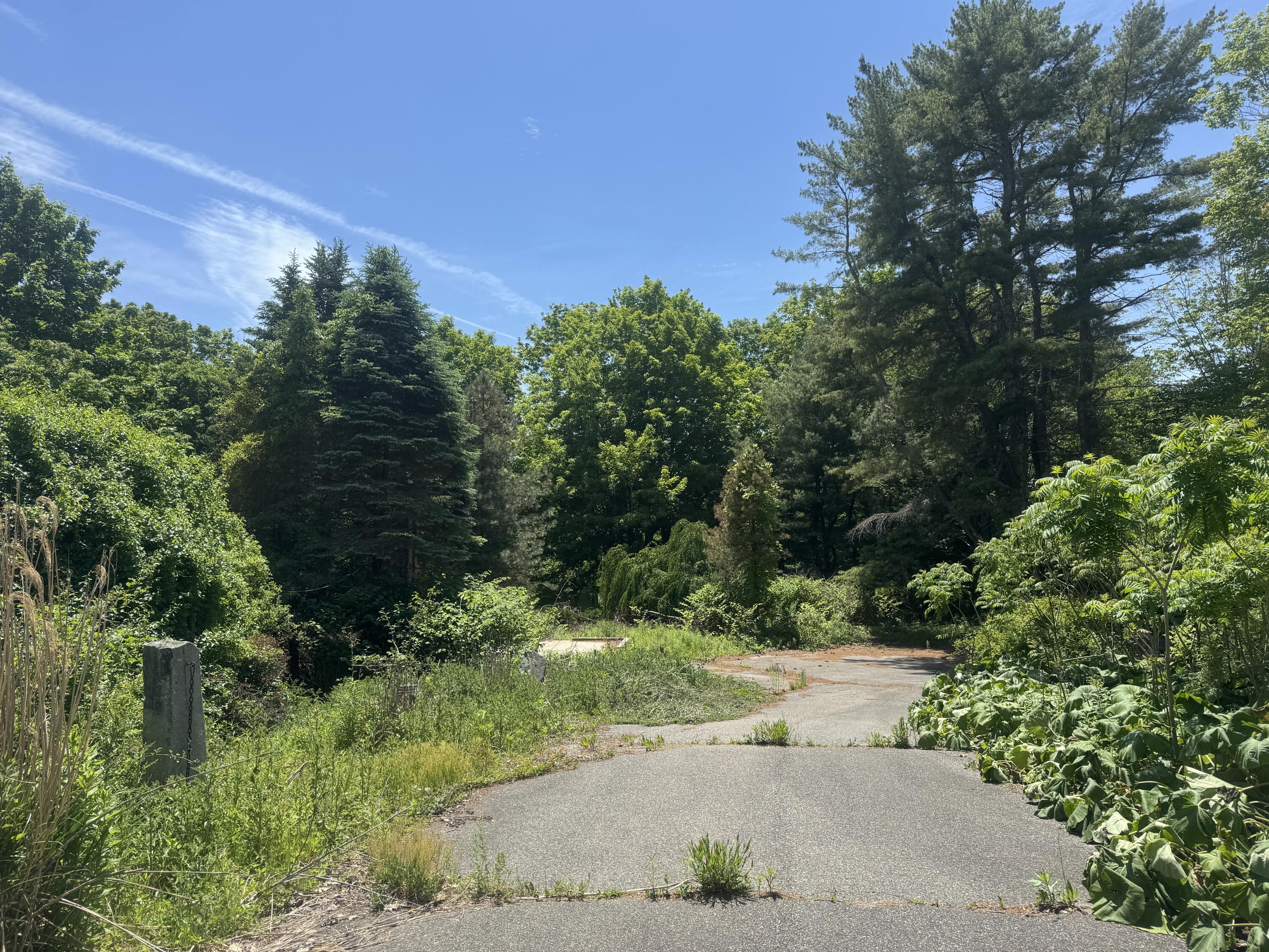 19 River Road Property Photo 4