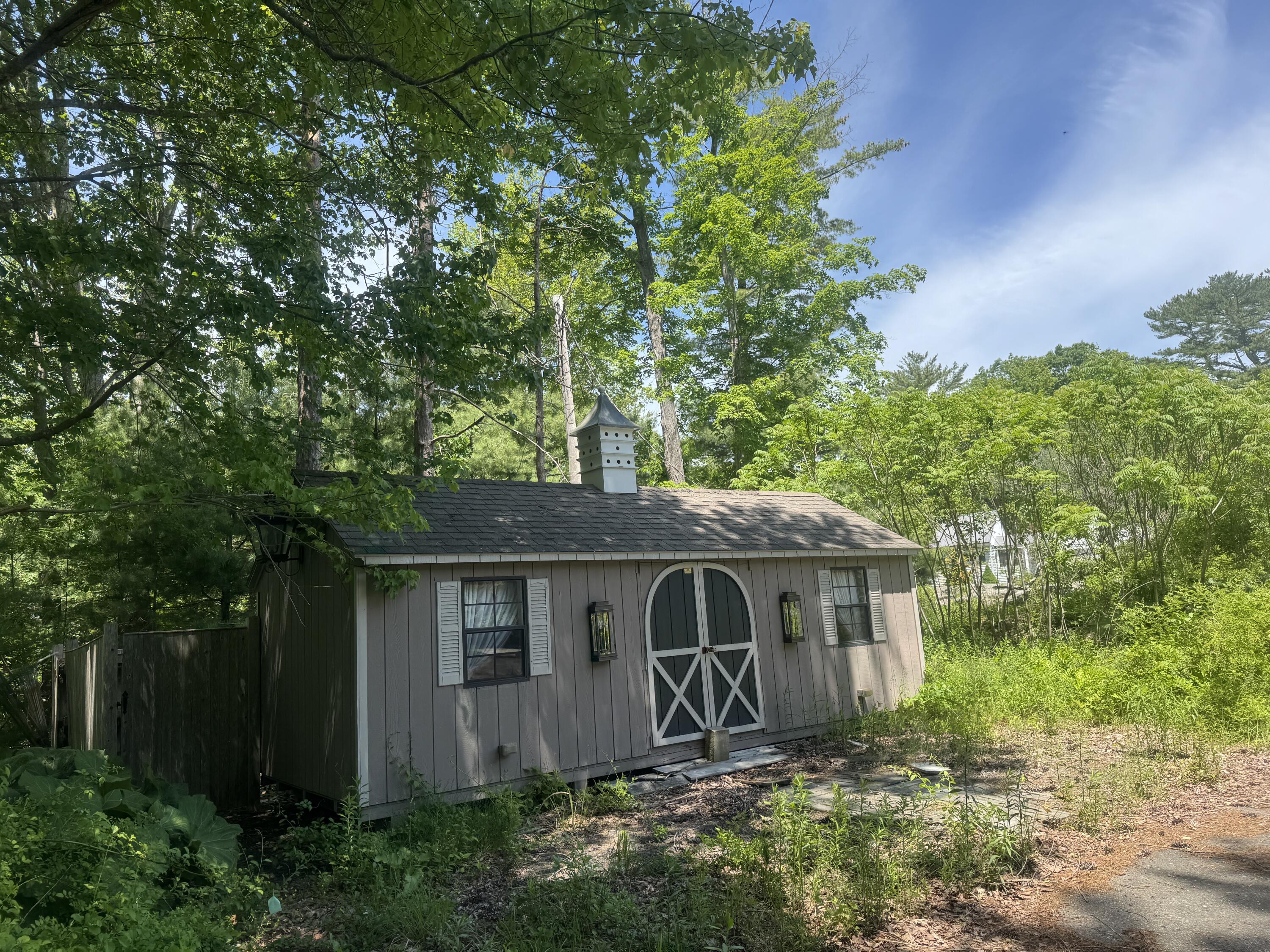 19 River Road Property Photo 7