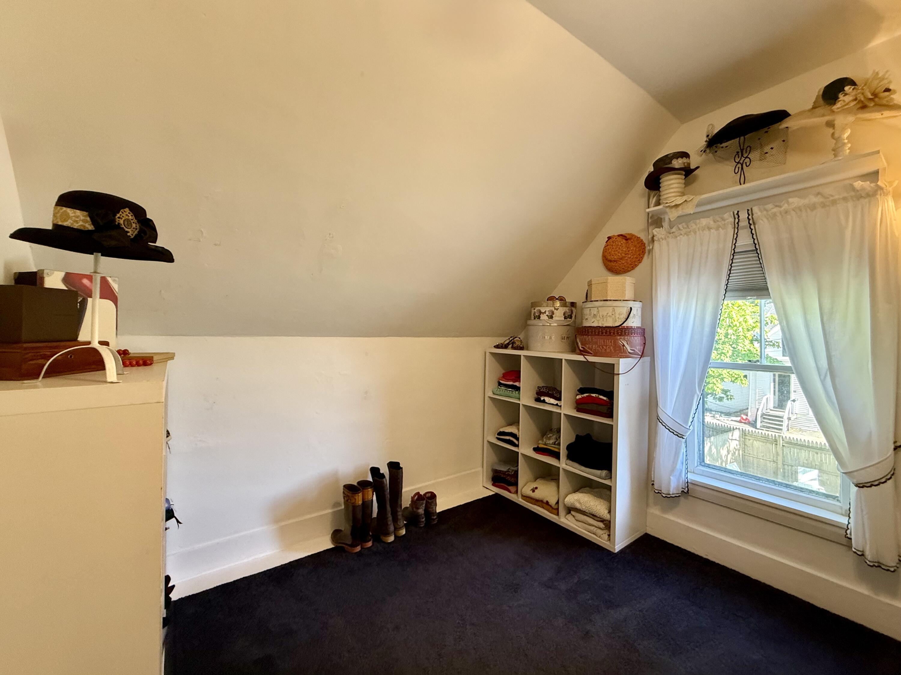 51 High Street Property Photo 83