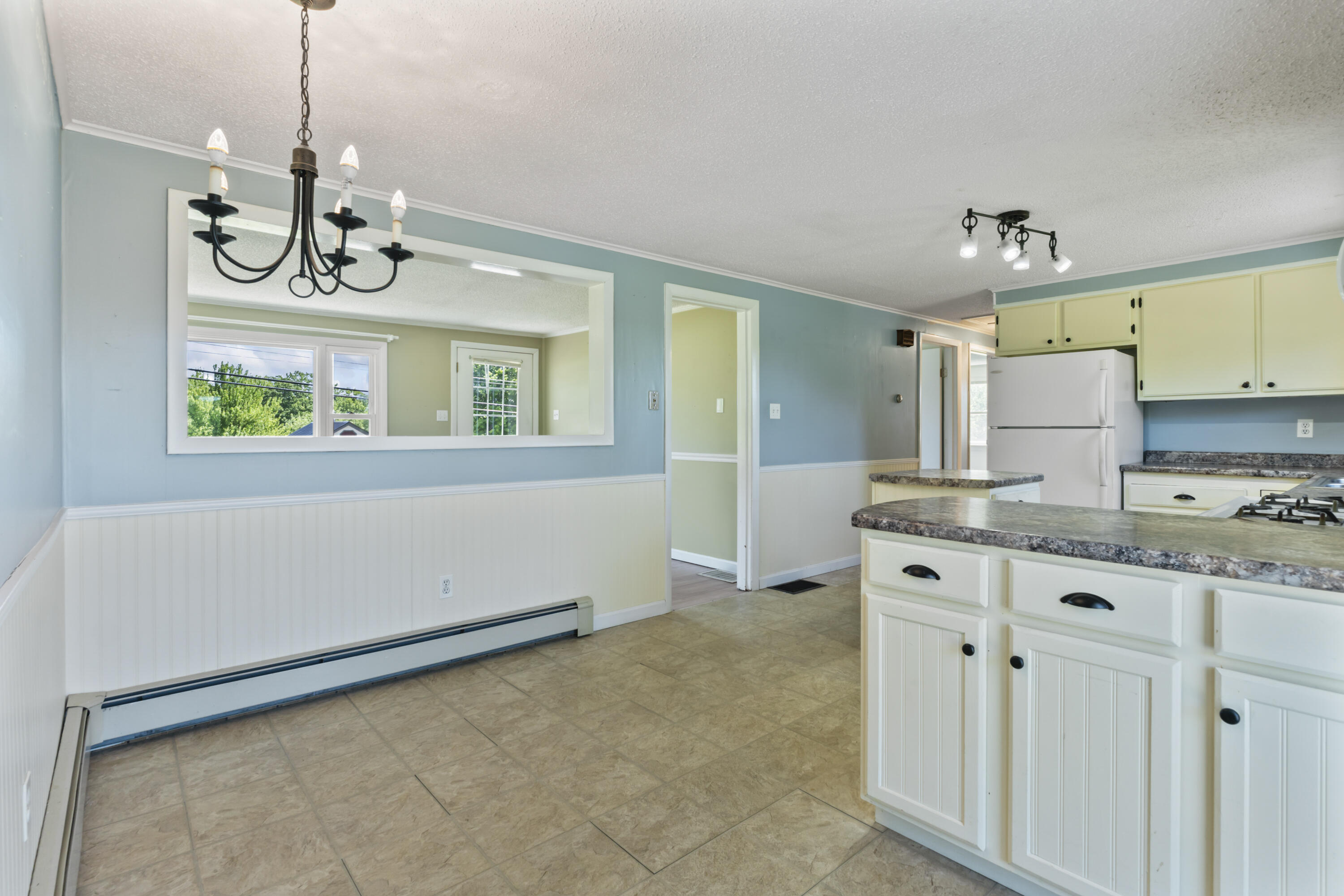 210 Collins Mills Road Property Photo 11