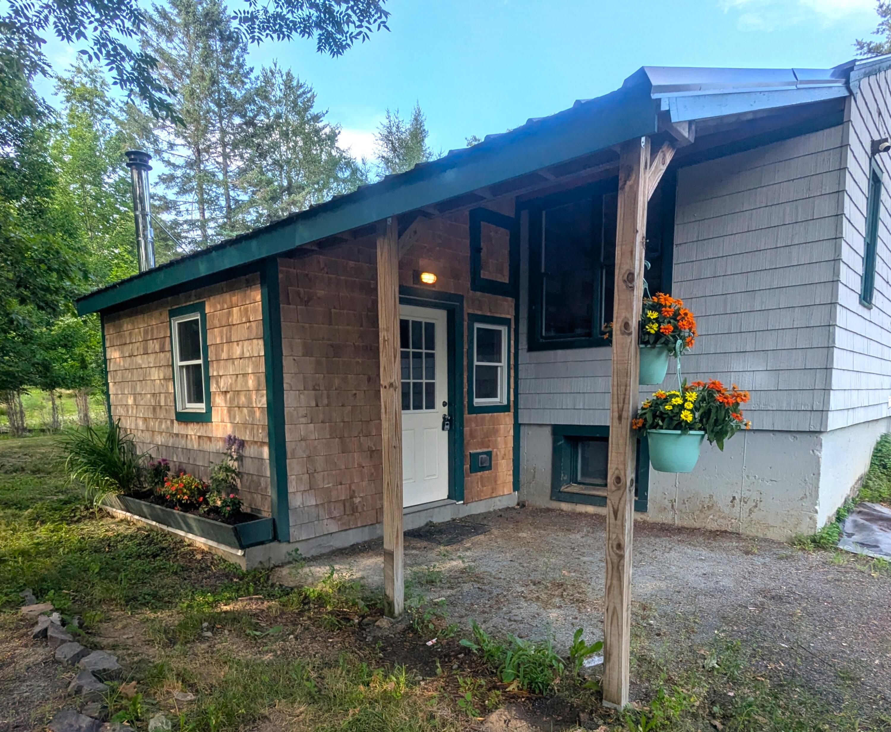 537 Millvale Road Property Photo 3