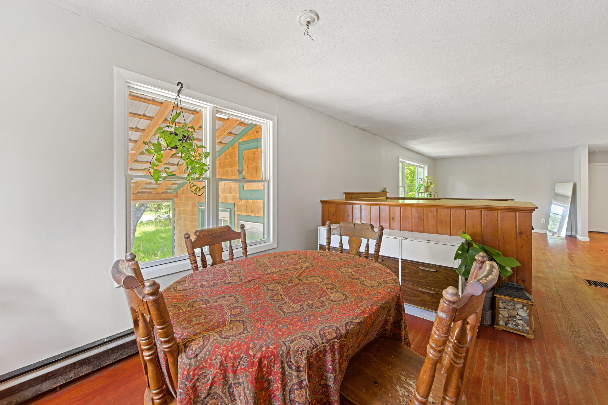 537 Millvale Road Property Photo 11