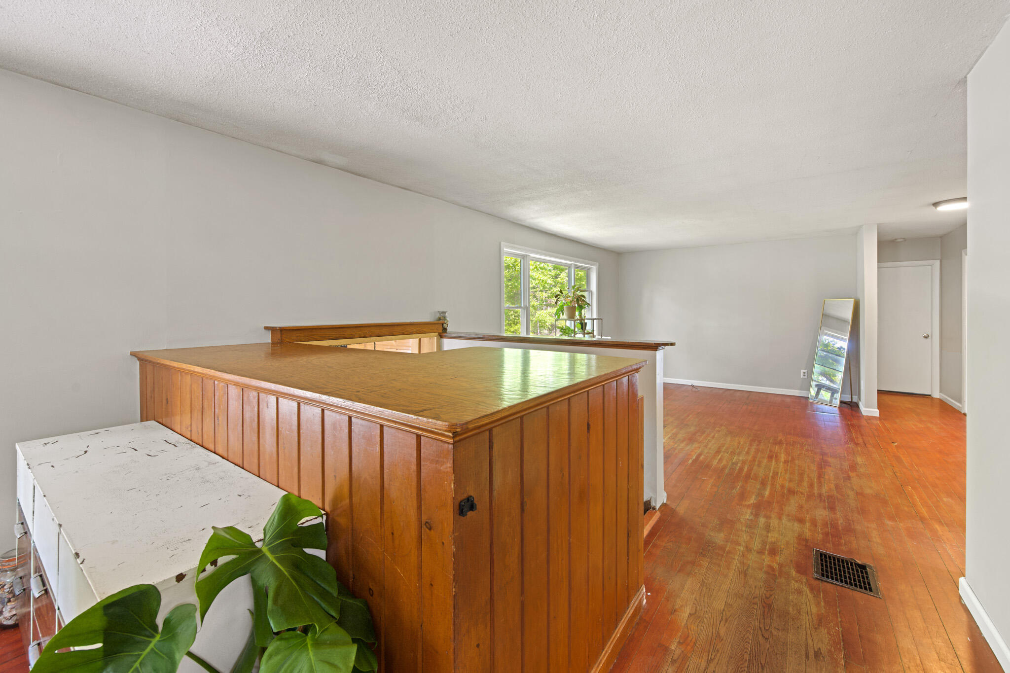 537 Millvale Road Property Photo 12