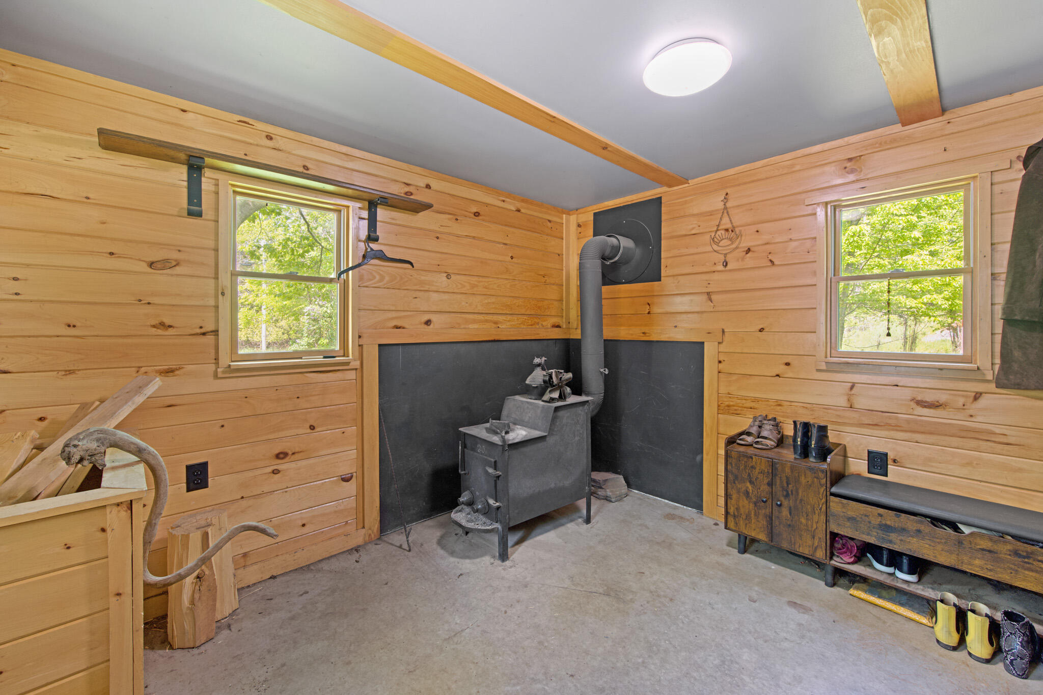 537 Millvale Road Property Photo 15