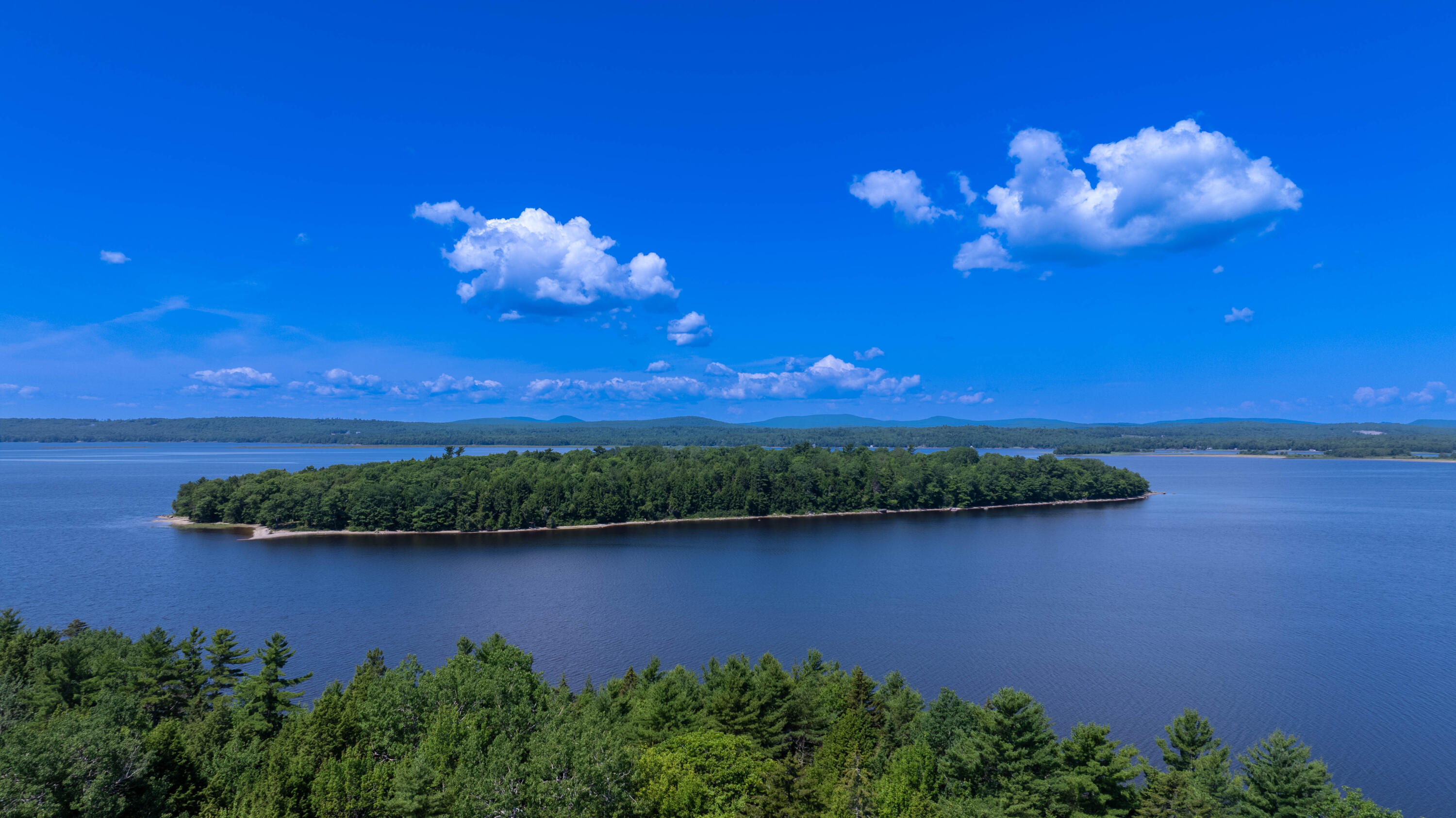 1 Eagle Island Property Photo 5
