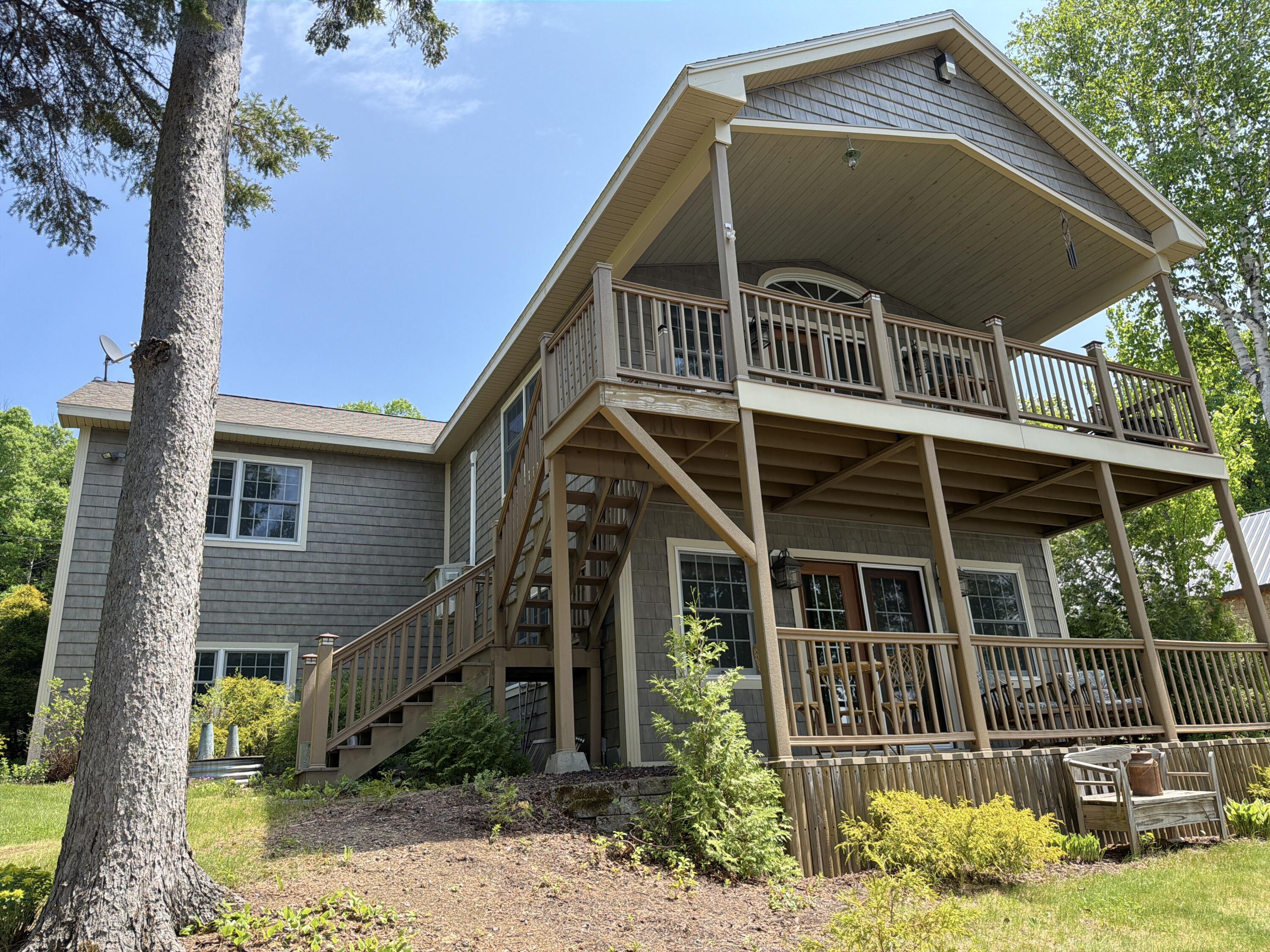 32 Bouchard Lane Property Photo 1