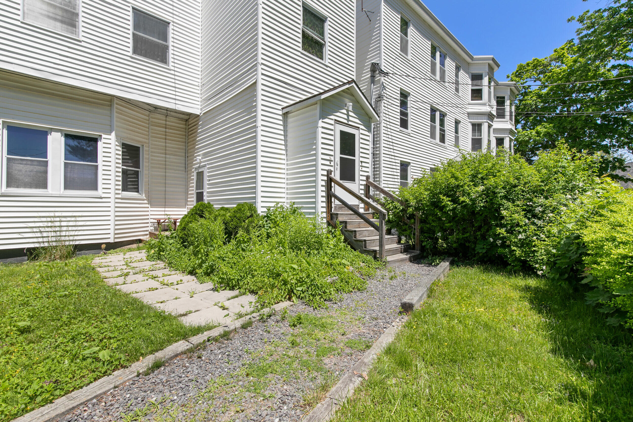7 Huntress Street Property Photo 4