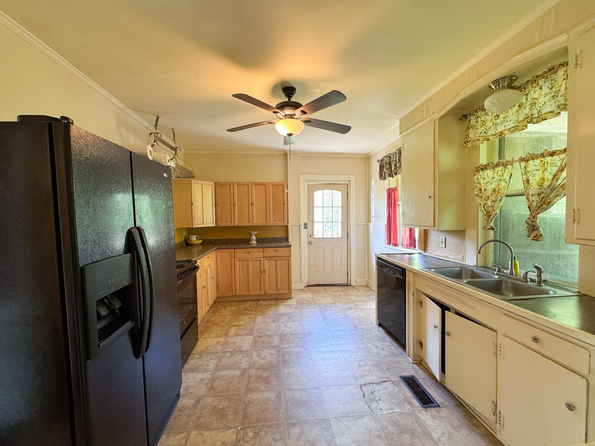 21 Cutler Road Property Photo 6