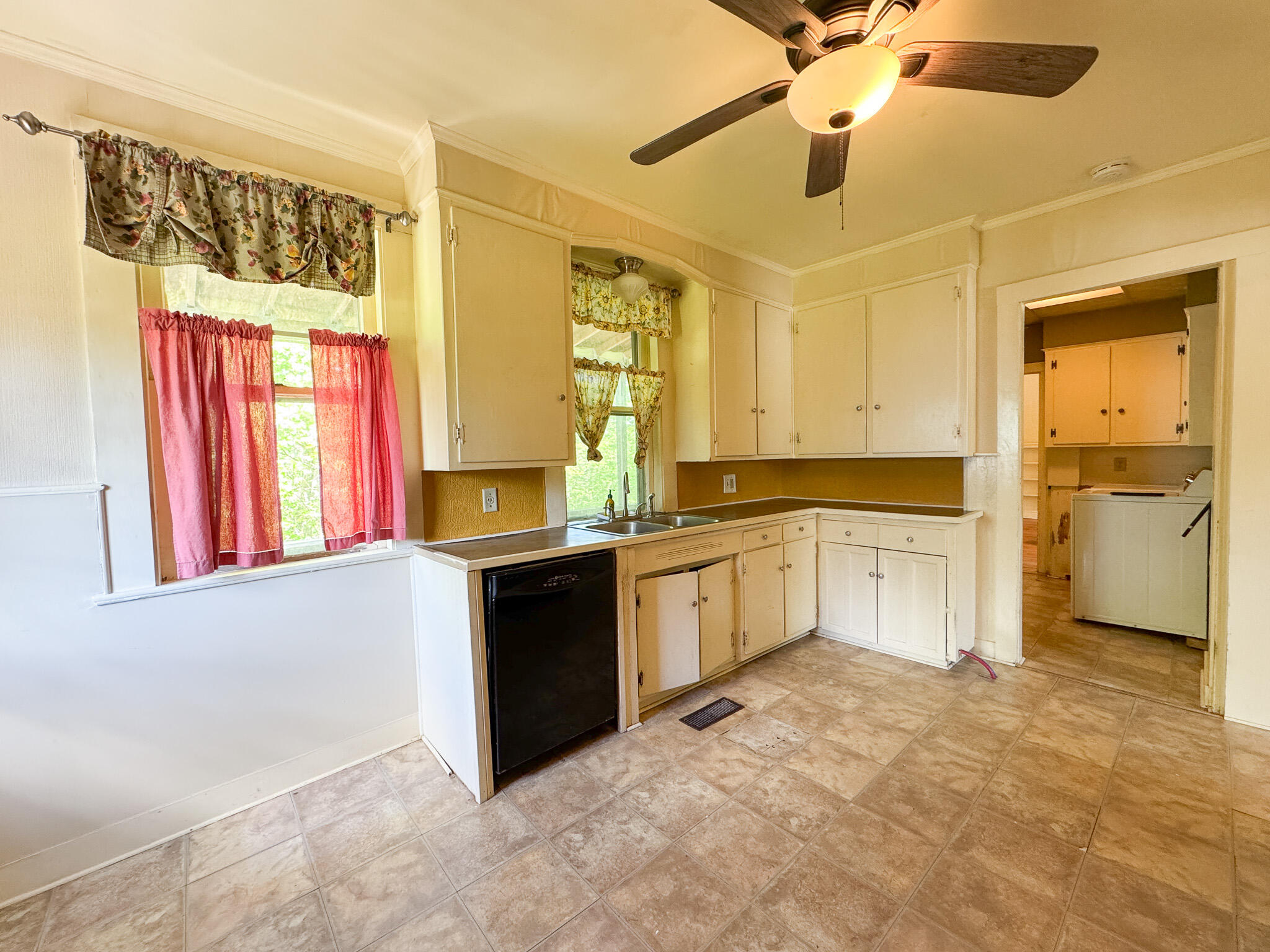 21 Cutler Road Property Photo 9