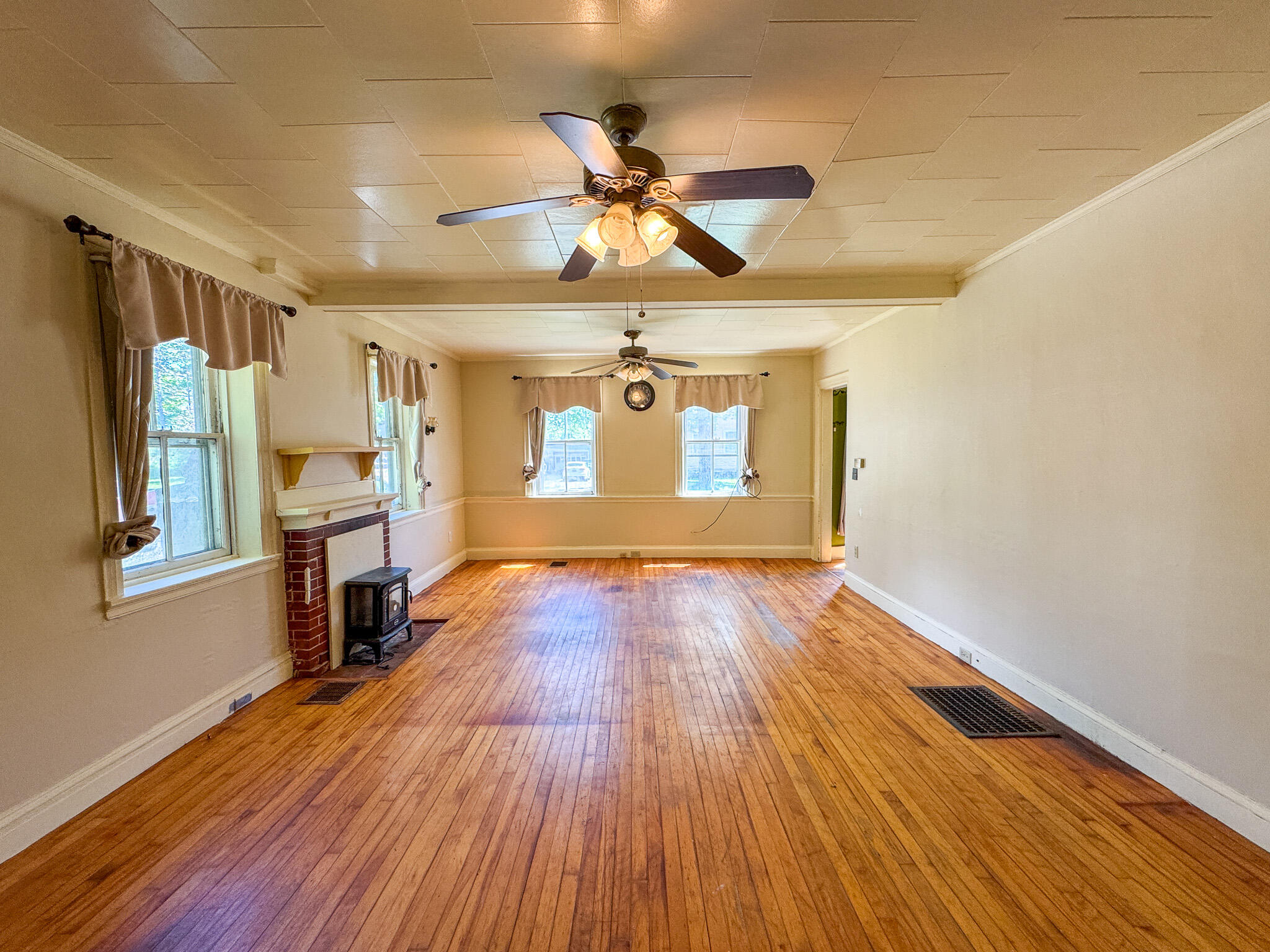 21 Cutler Road Property Photo 12