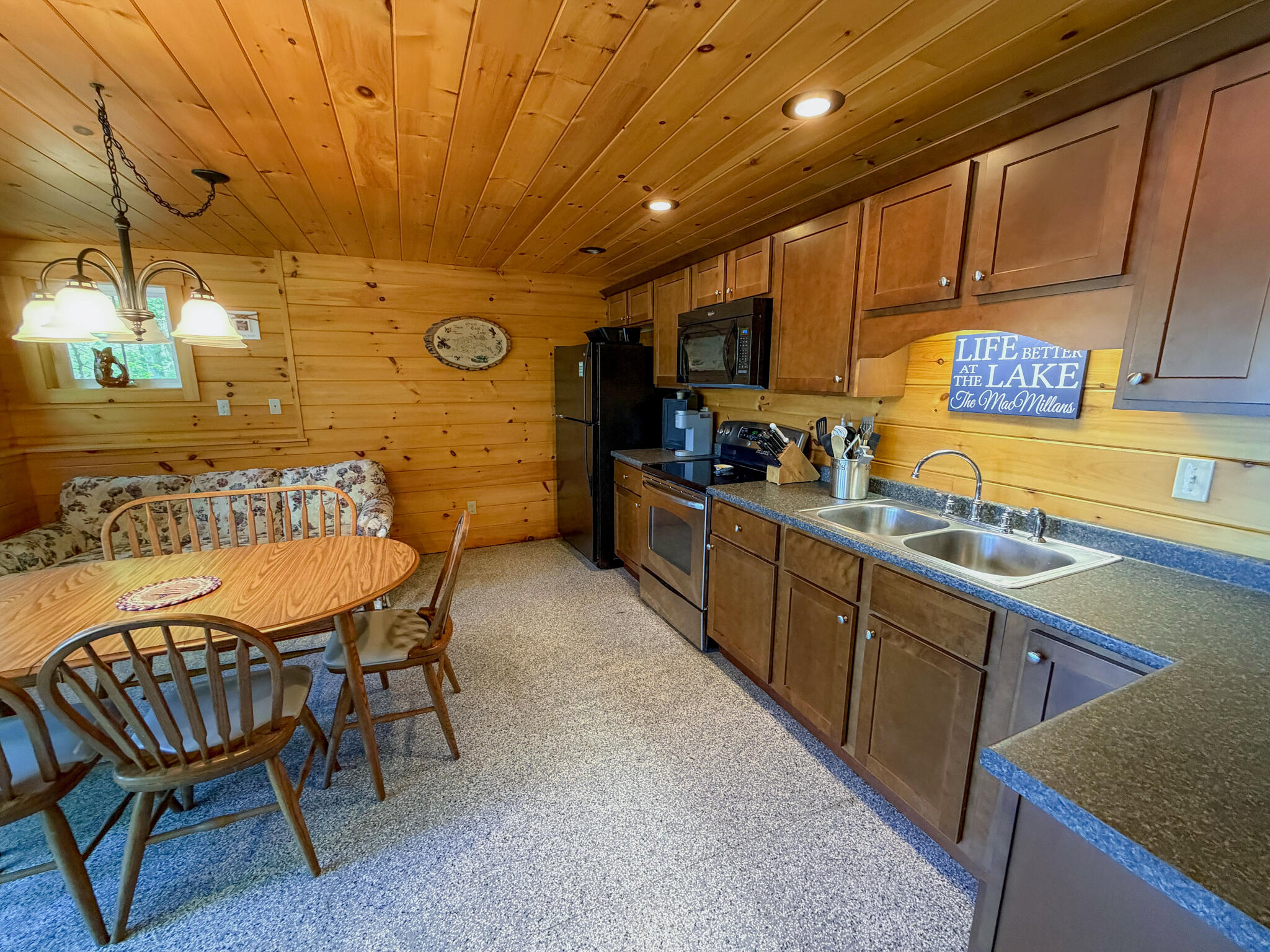 140 Foss Road Property Photo 37