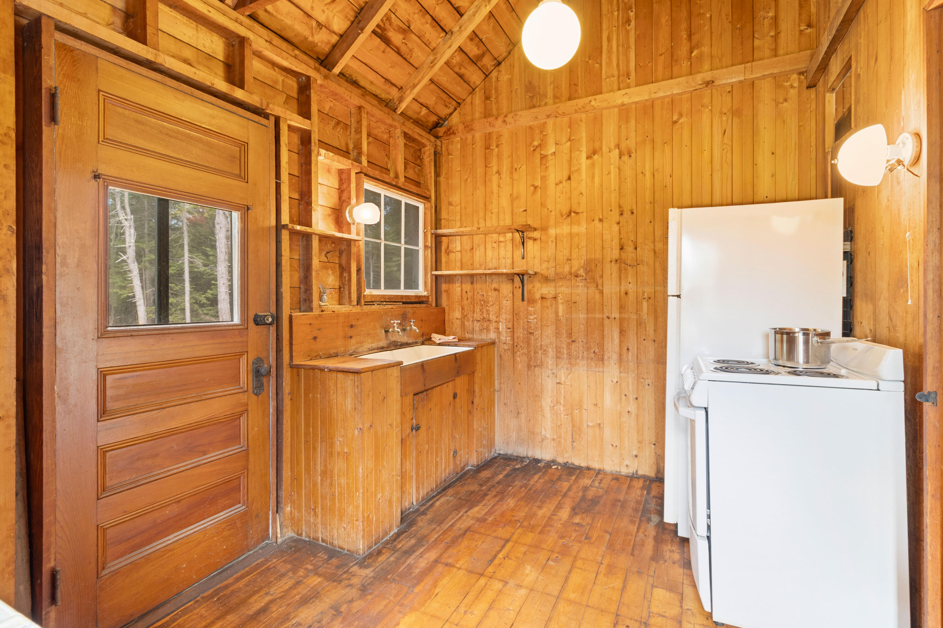 207 Pleasant Point Road Property Photo 8