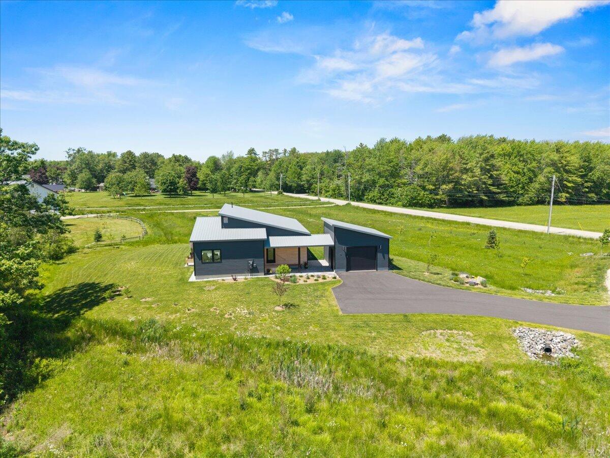 4 Leeward Meadows Property Photo 3