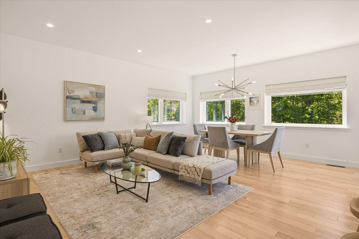 4 Leeward Meadows Property Photo 15