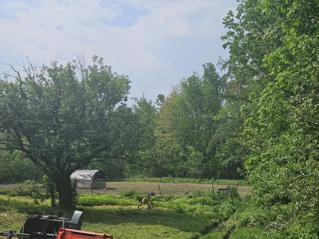 P/o 2016 Hudson Road Property Photo 22