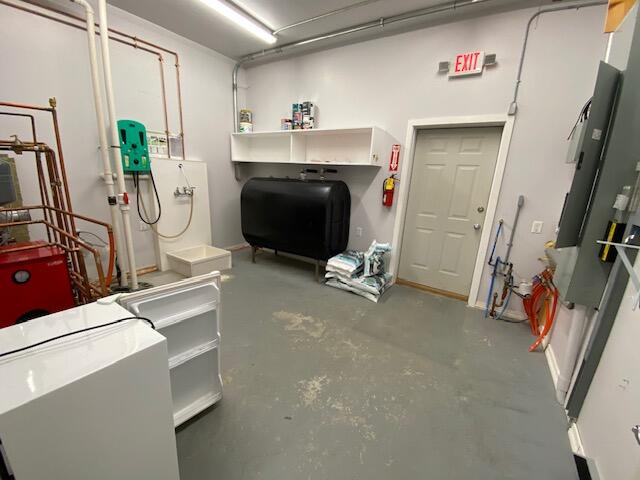 104 Main Street Property Photo 38