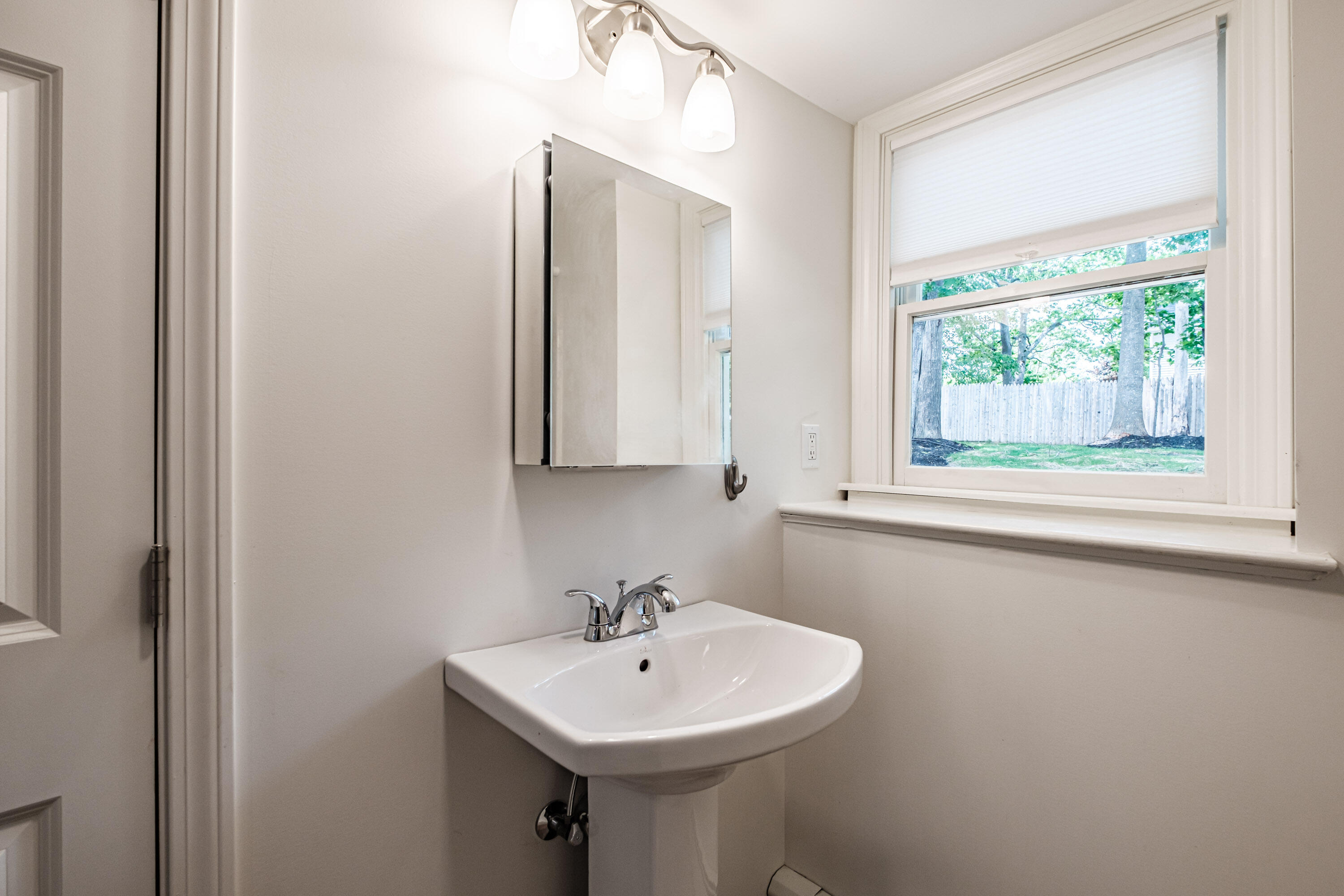 211 Alfred Street Property Photo 63