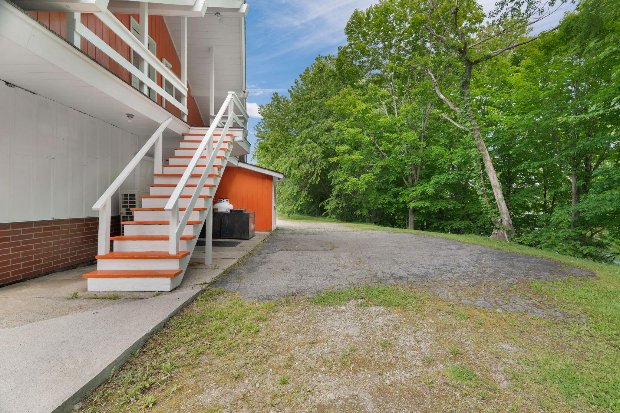 856 River Road Property Photo 25