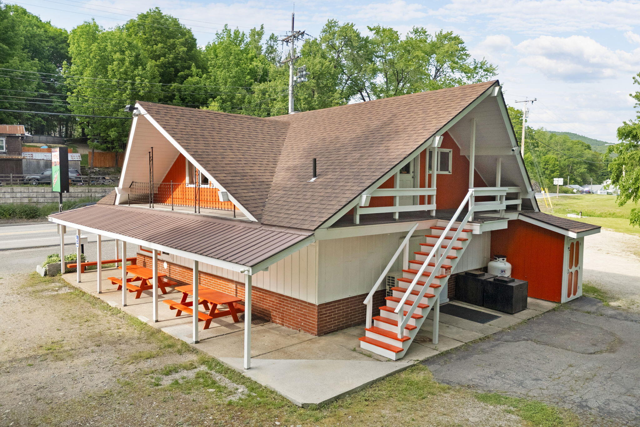 856 River Road Property Photo 34