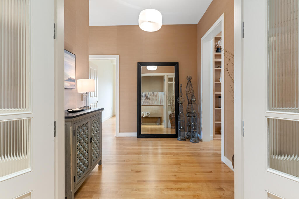 135 Sheridan Street 404 Property Photo 14