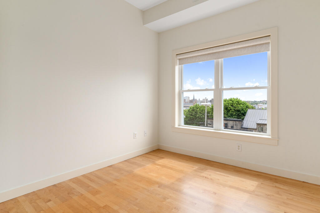 135 Sheridan Street 404 Property Photo 52