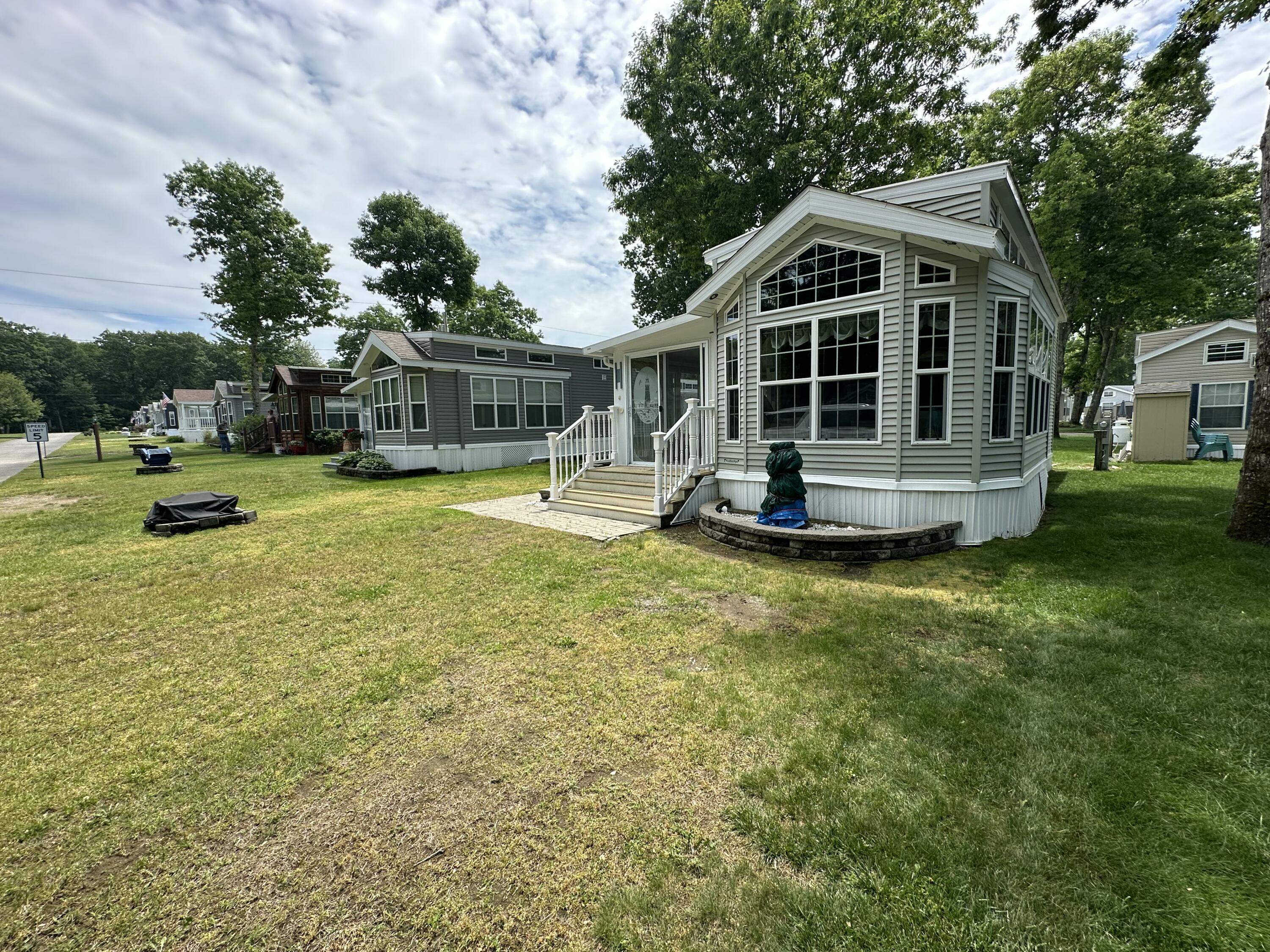 23 College Drive 625 Property Photo 1