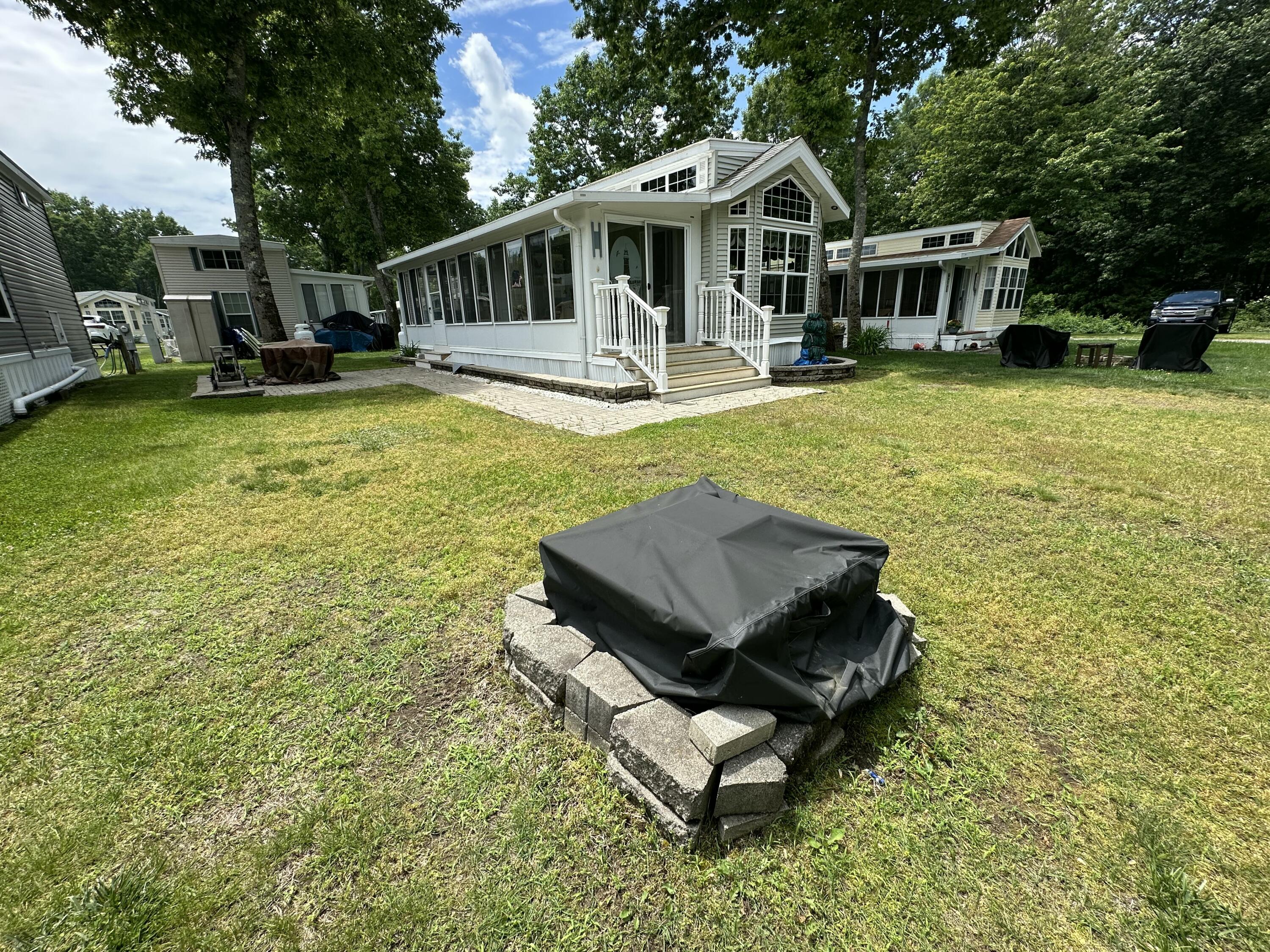23 College Drive 625 Property Photo 3