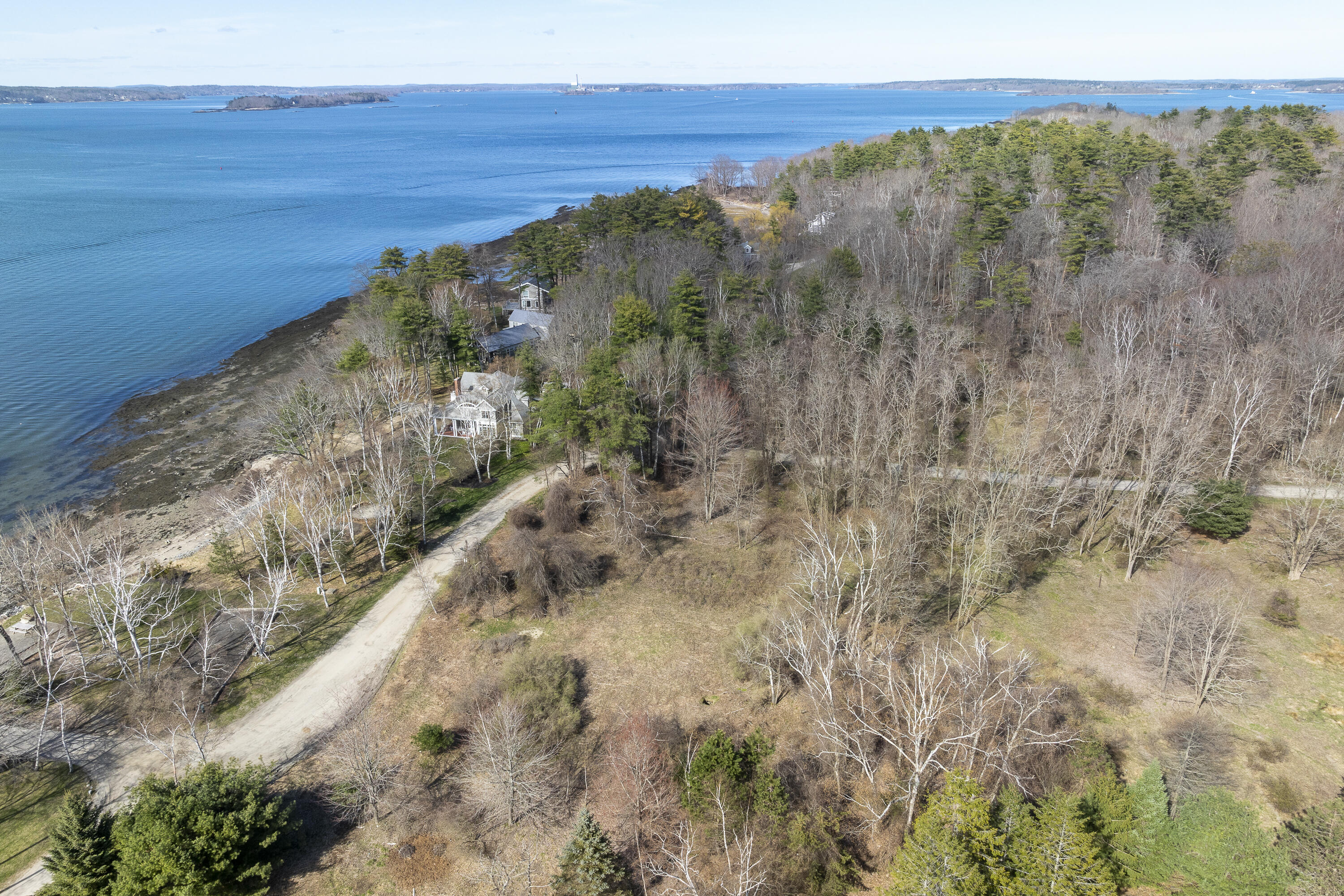 119 West Shore Drive Property Photo 4