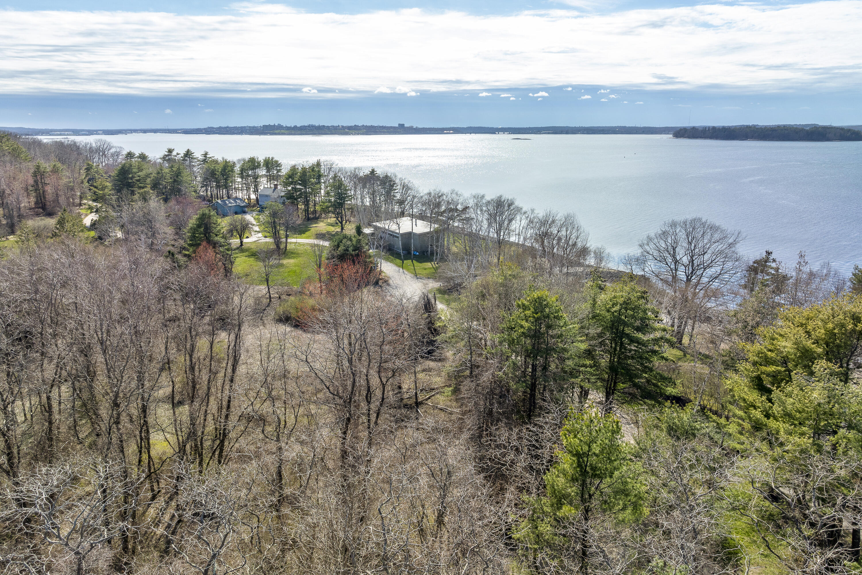 119 West Shore Drive Property Photo 11