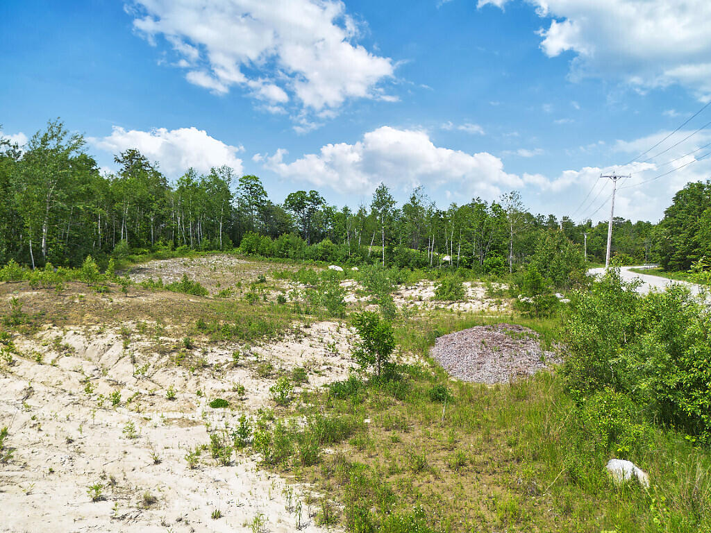 125 Airport Road Property Photo 2
