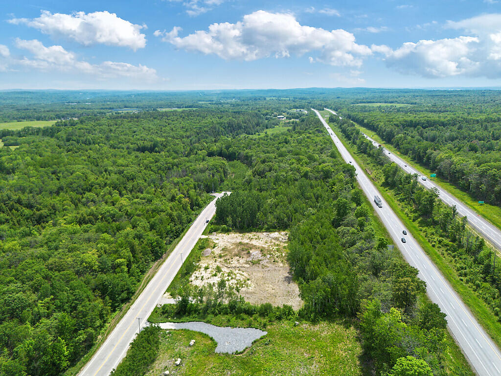 125 Airport Road Property Photo 11