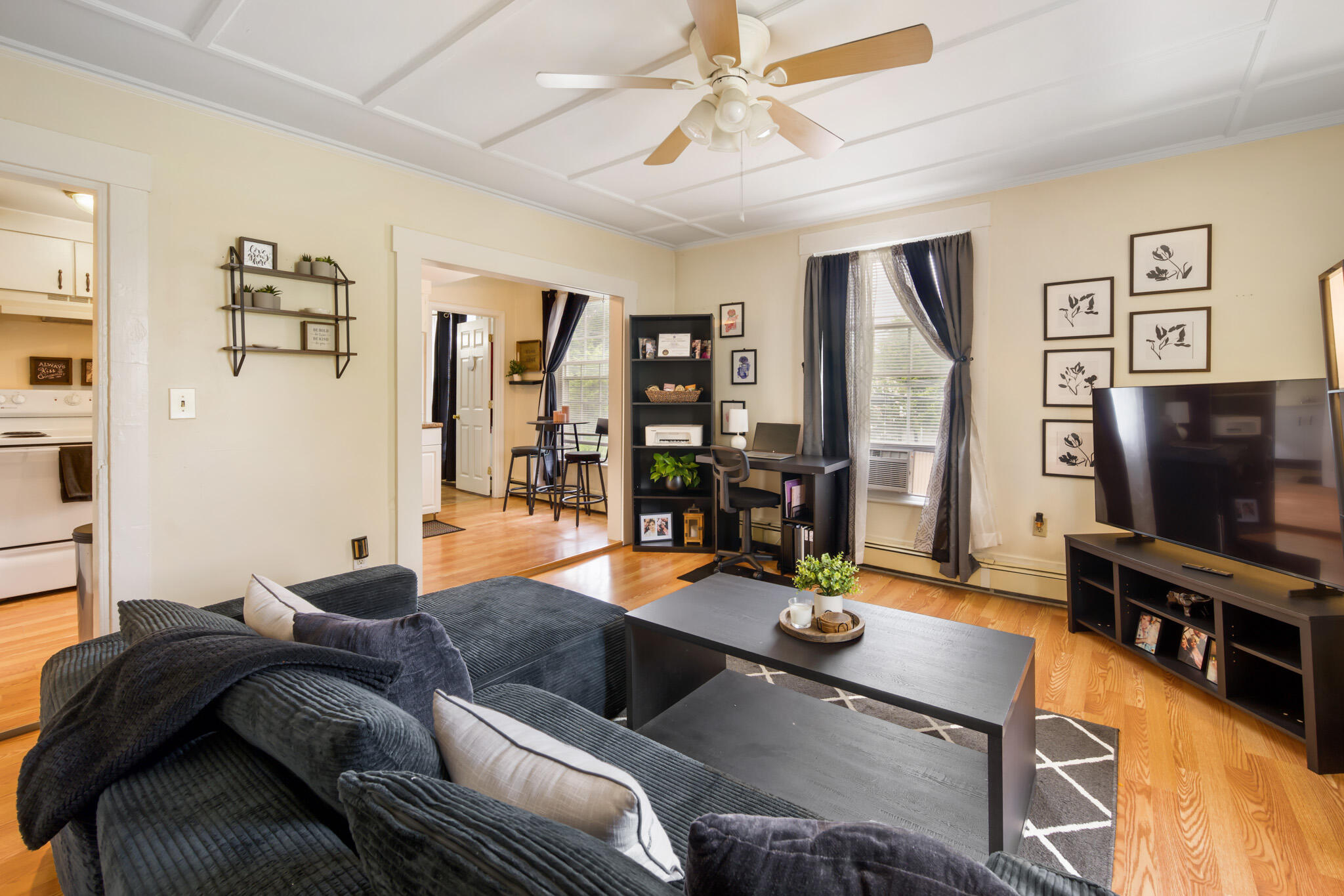 100 Union Street Property Photo 33