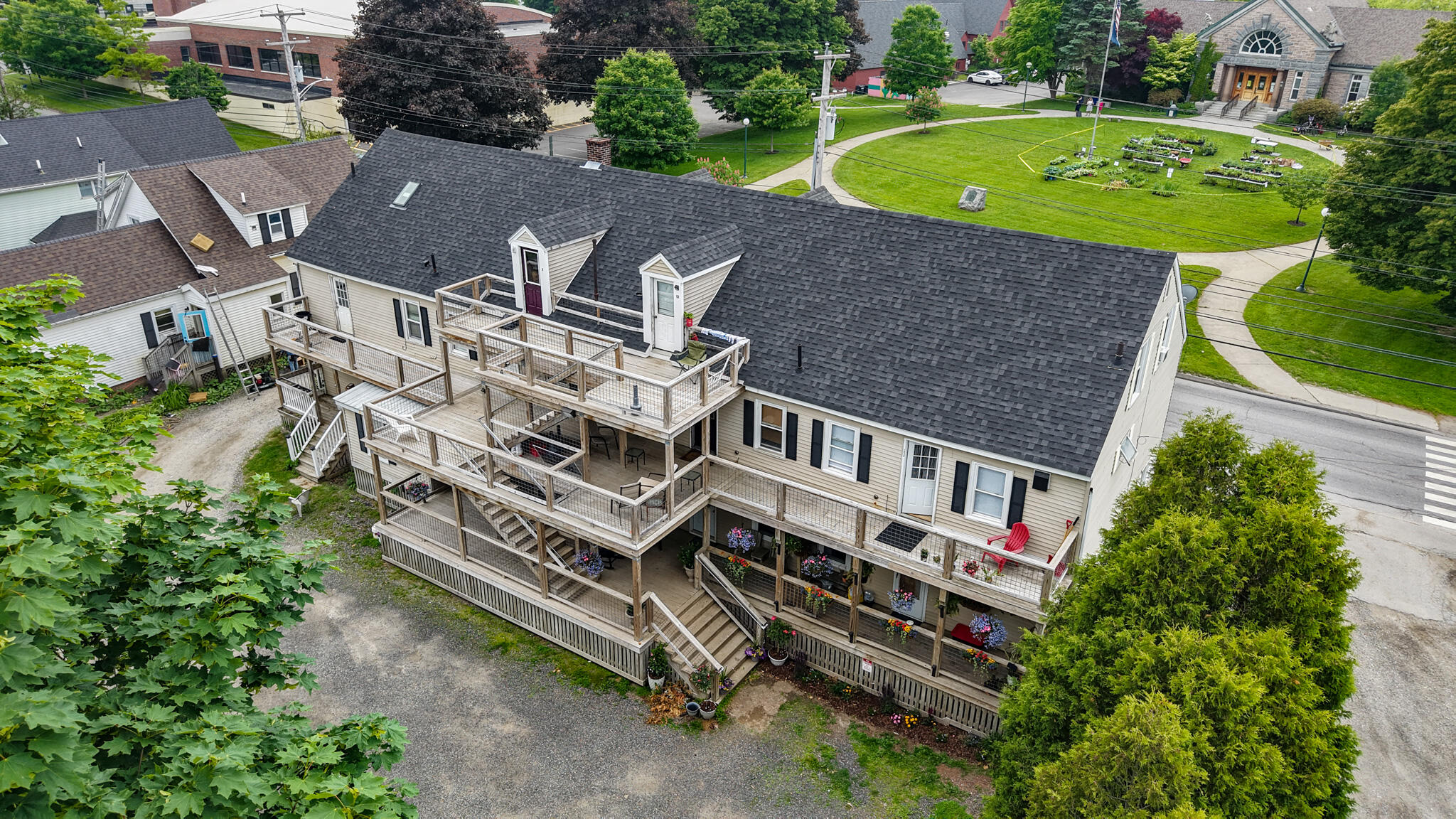 85 Union Street Property Photo 10