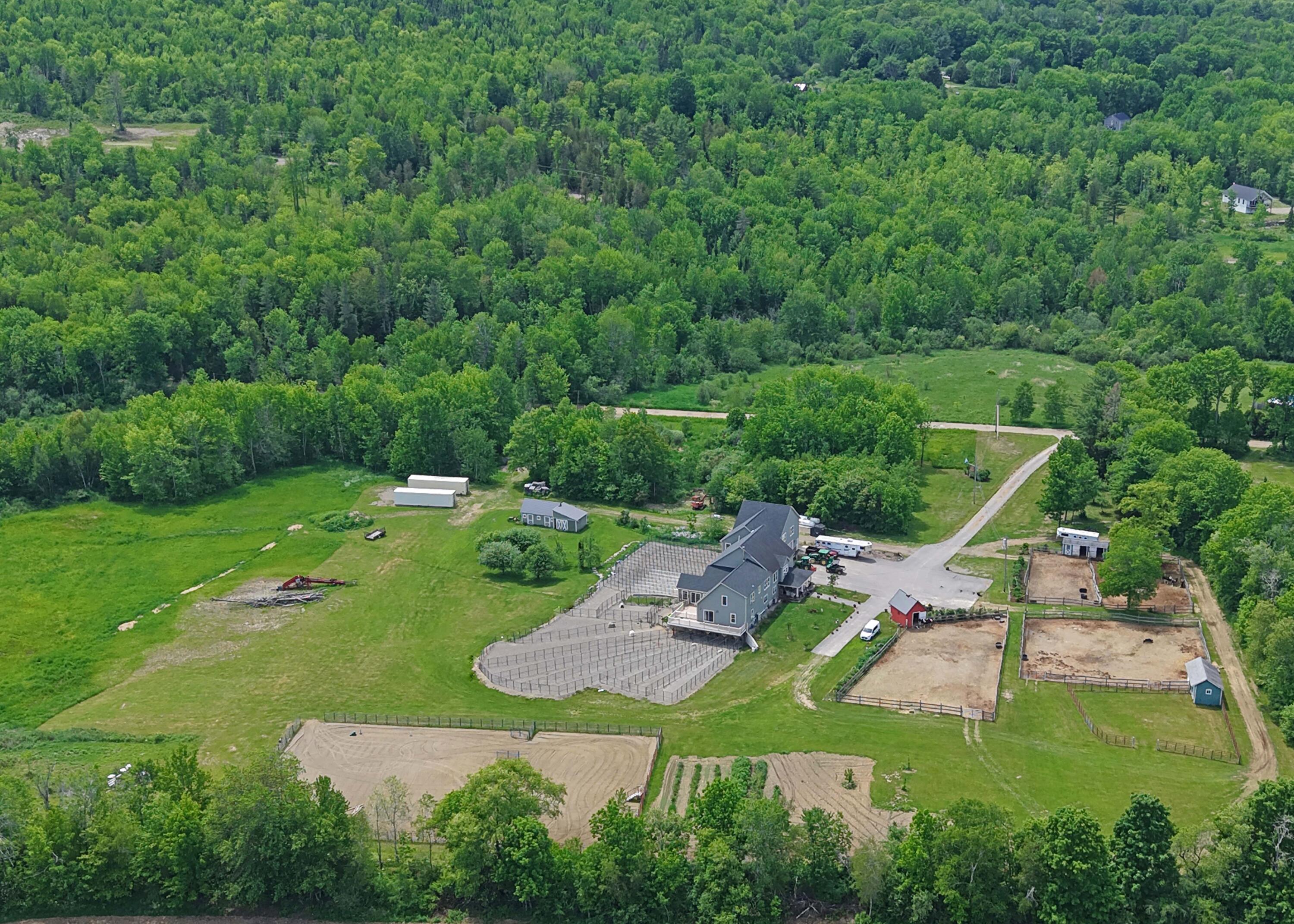 1381 Merchant Road Property Photo 4